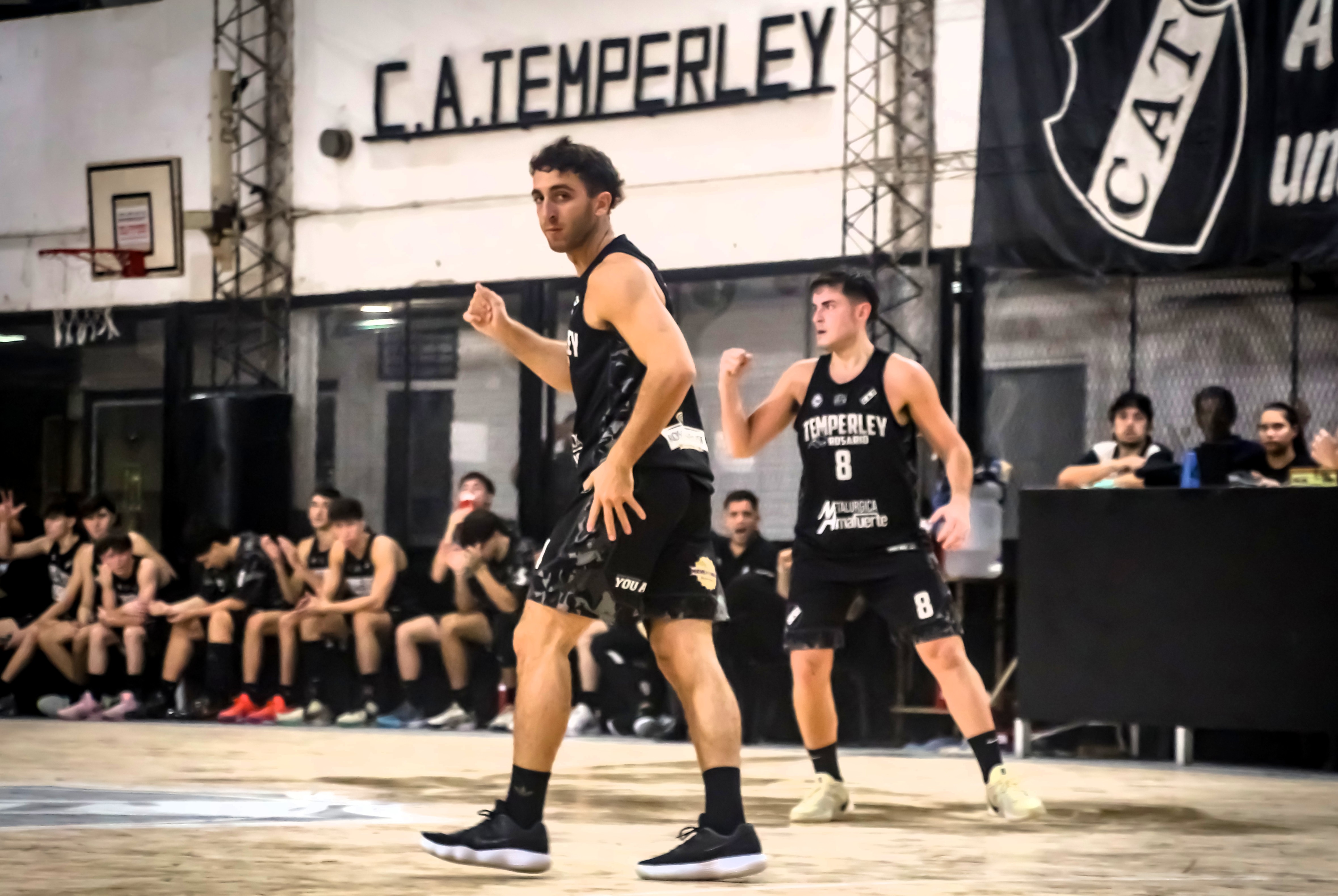 Temperley venció a Náutico en su vuelta a casa y piensa en playoffs