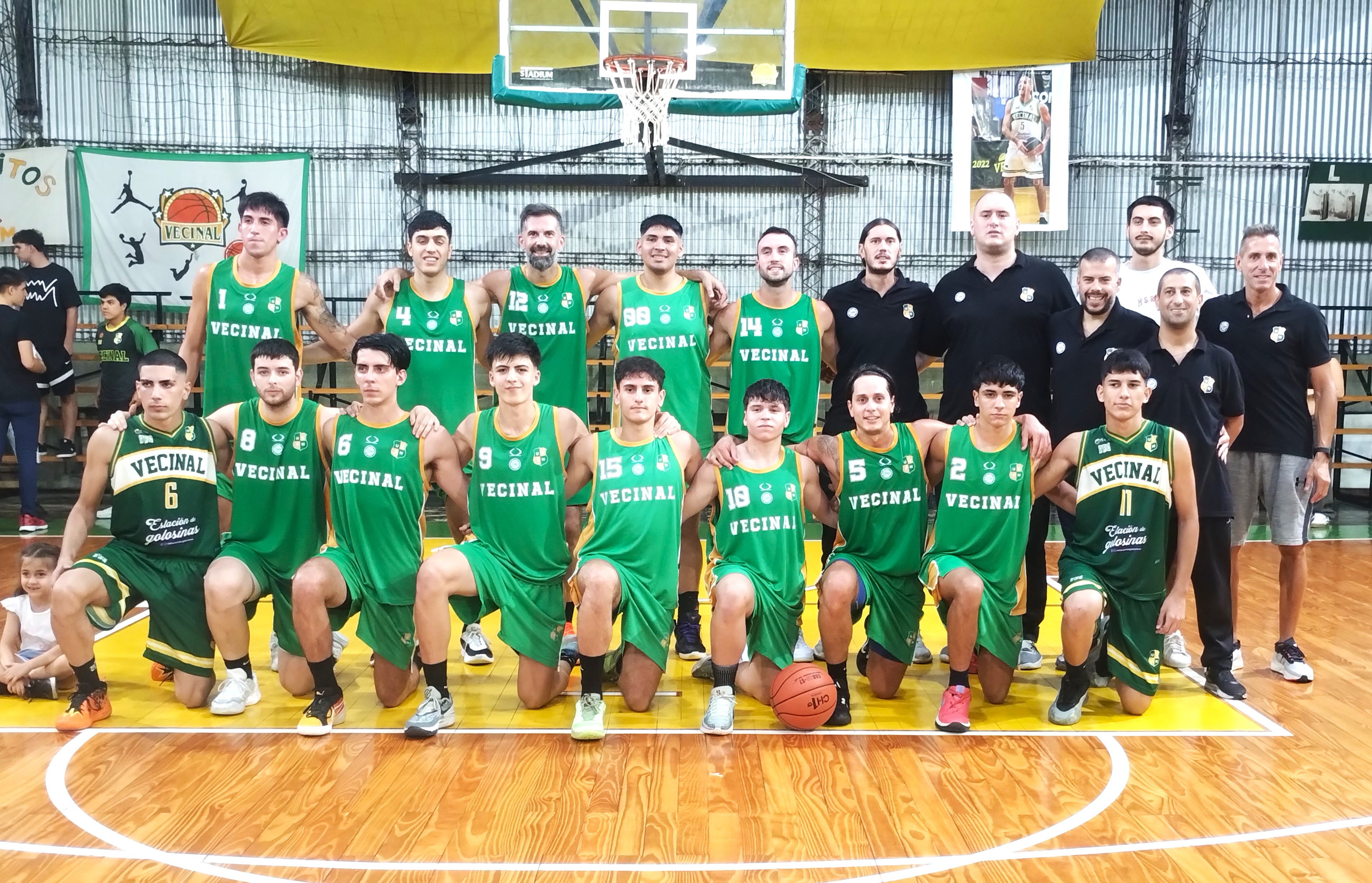 Unión Vecinal de Munro logró su primera victoria como local ante Berazategui