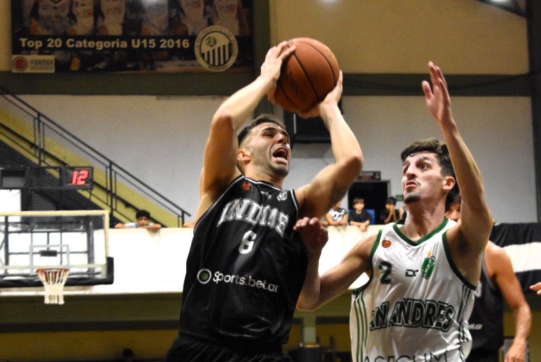 Gran último cuarto de Los Indios para superar a San Andrés