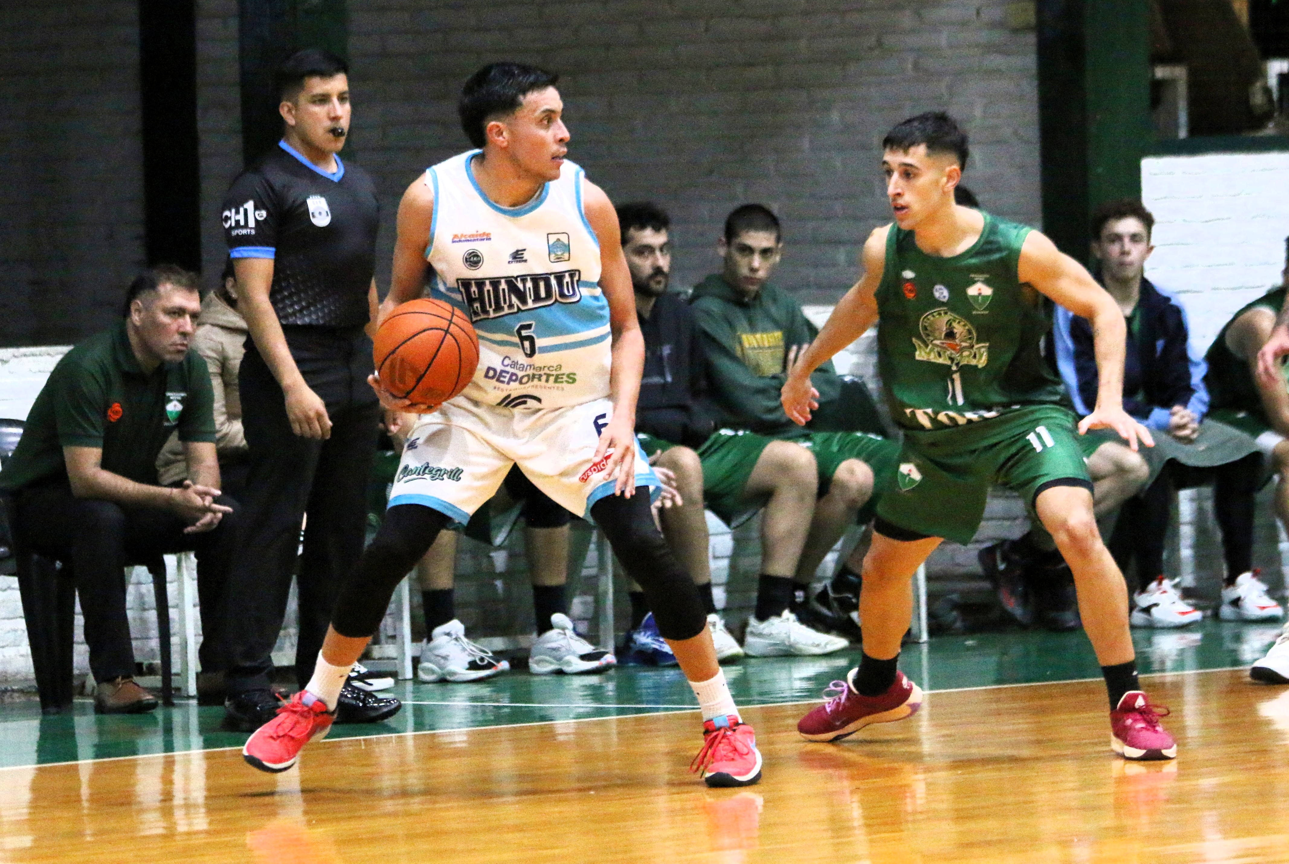 Hindú lo dio vuelta y concretó el batacazo ante Mitre en Tucumán