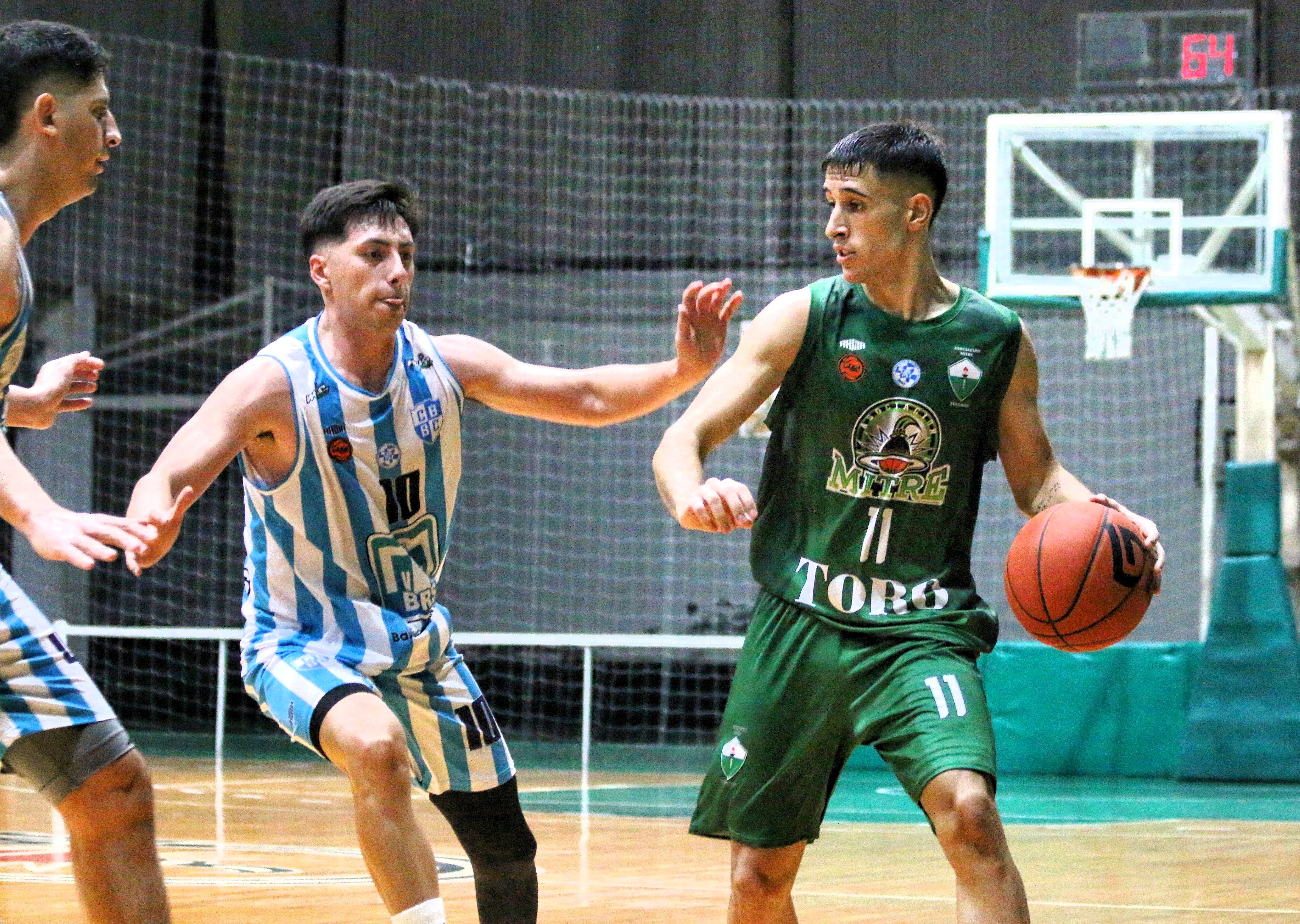 Mitre superó con autoridad a Concepción BB y sigue prendido