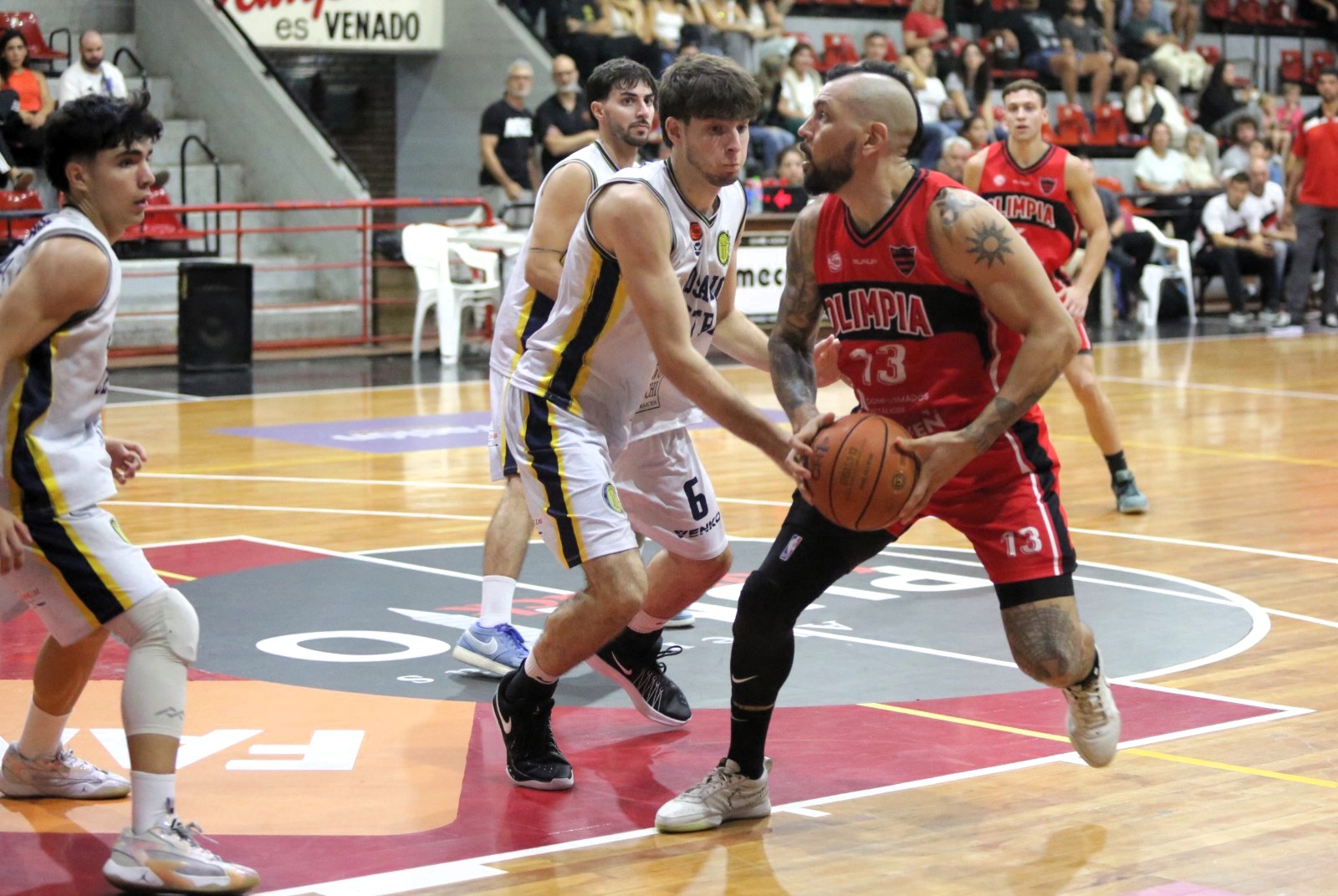 Olimpia venció con autoridad a Rosario Central en Venado Tuerto