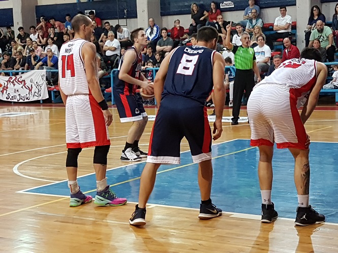 Contundente triunfo de Estudiantil Porteño