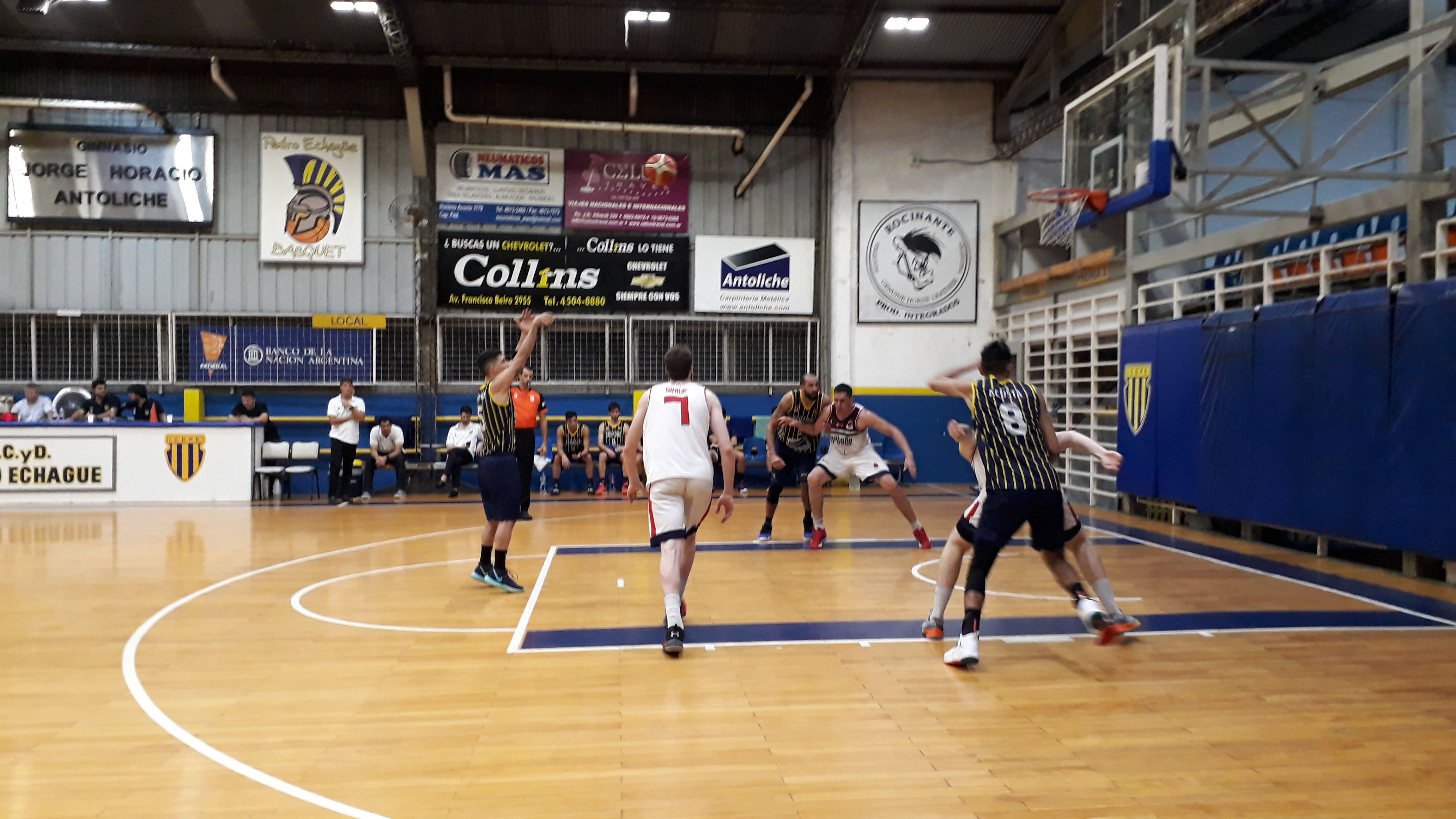 A pura experiencia el guerrero le ganó a Estudiantil Porteño
