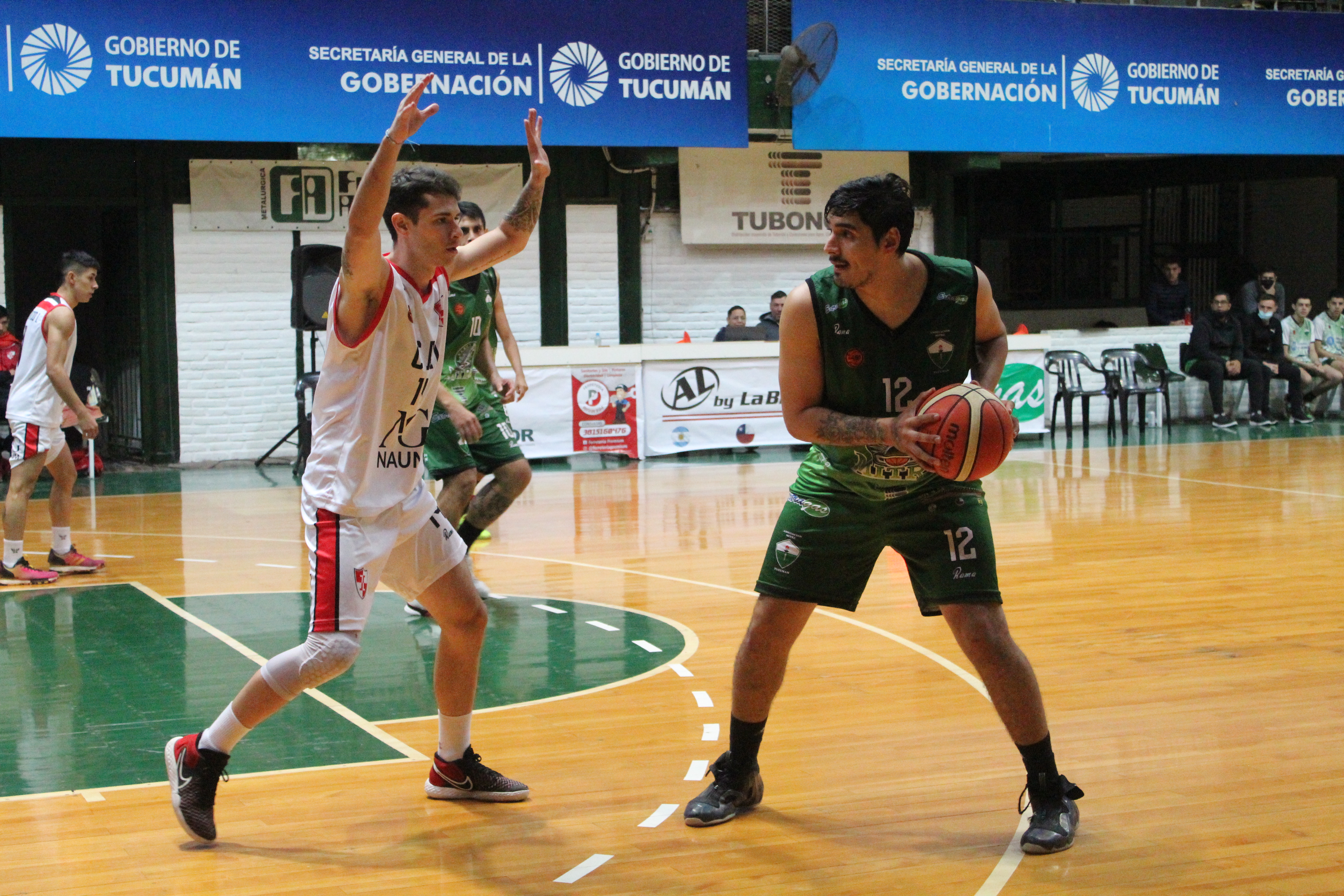 Contundente triunfo de un Mitre que ya piensa en Playoffs