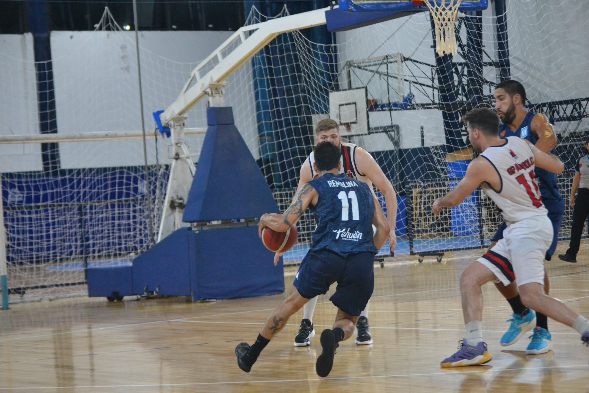 Racing cambió el chip y se subió a la cima