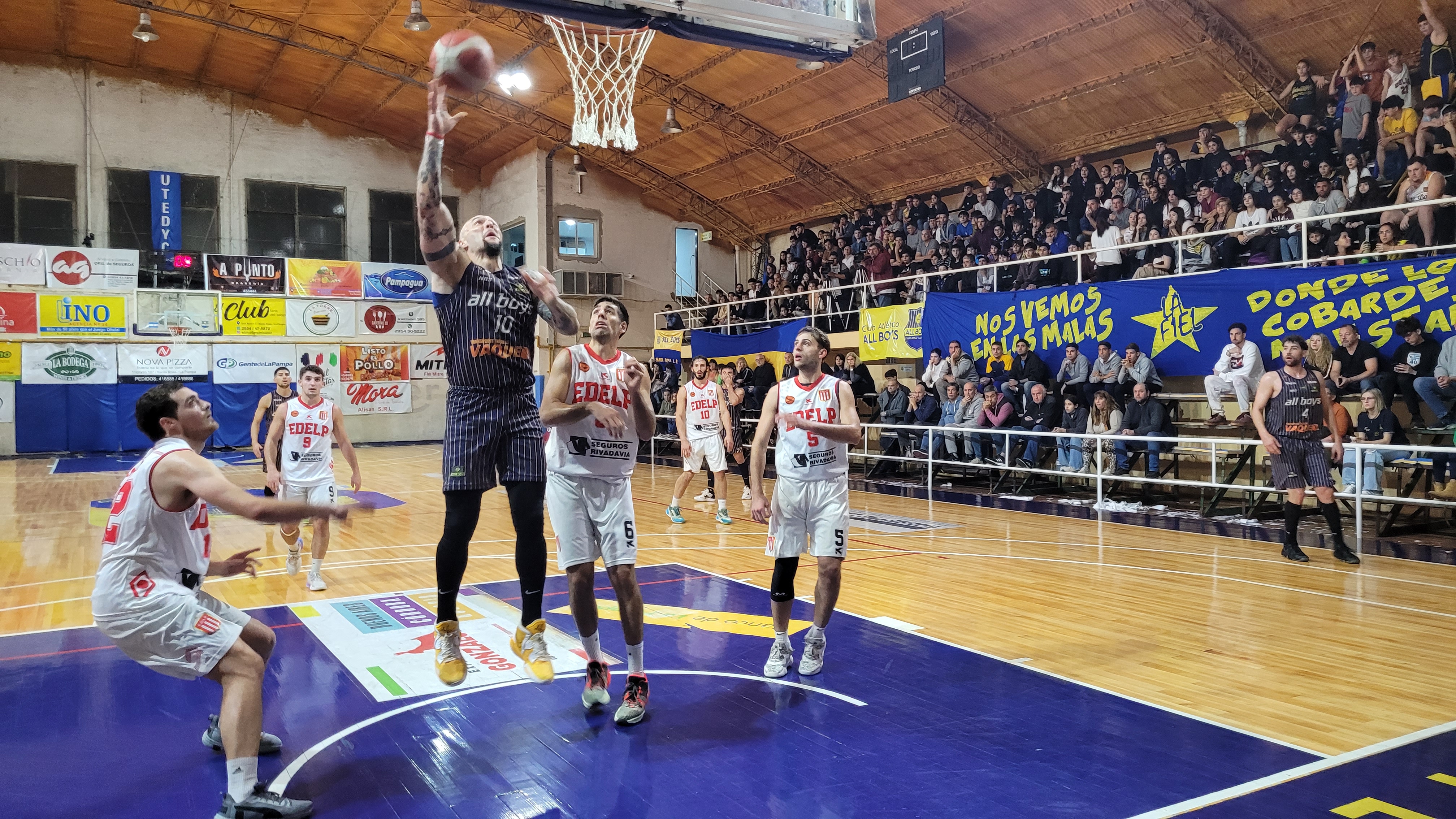 All Boys se impuso ante Estudiantes y forzó un tercer juego