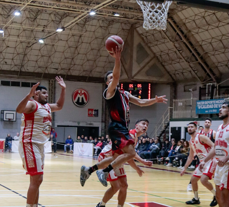 Almafuerte ganó y avanzó a playoffs
