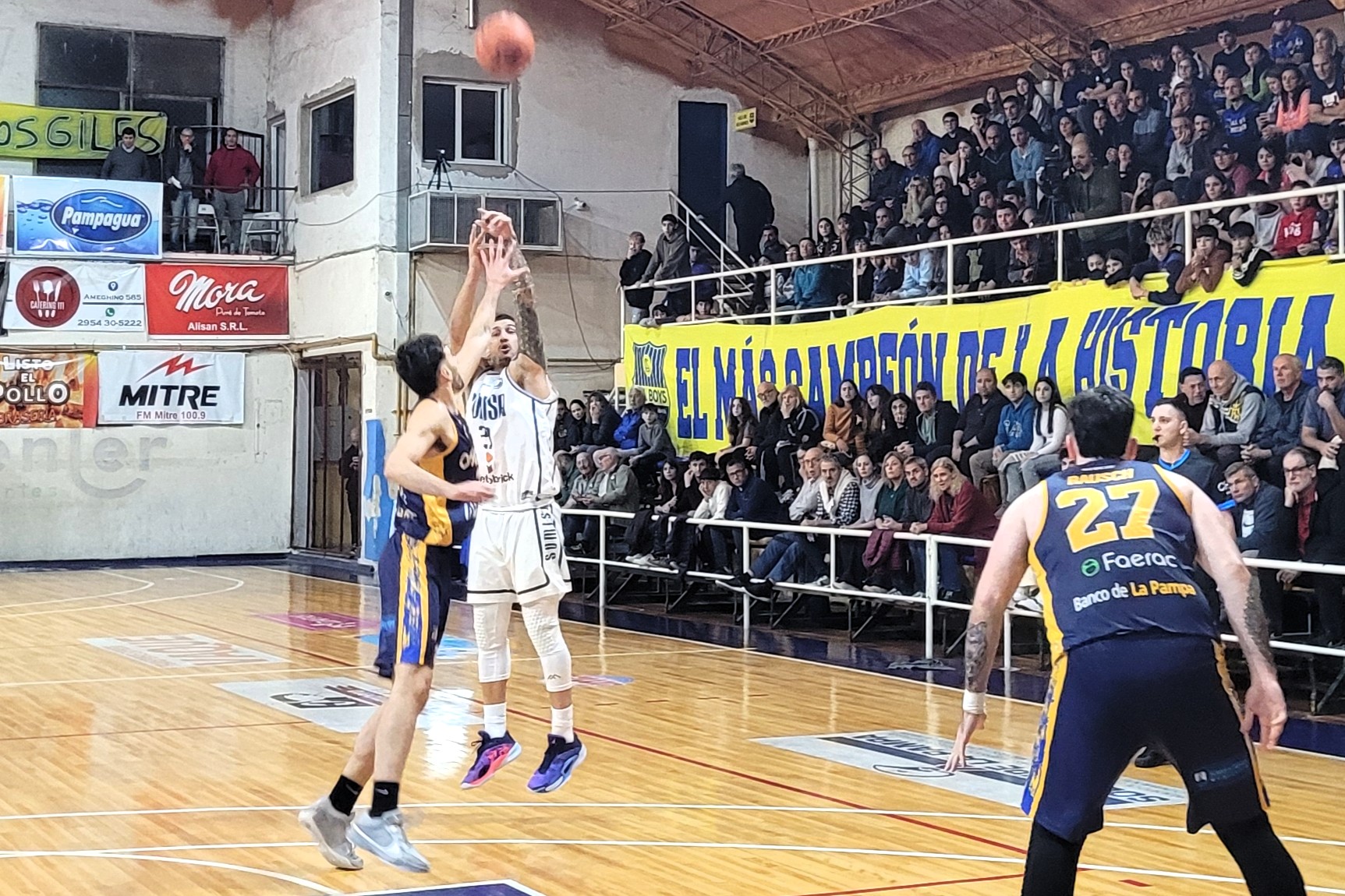 Somisa fue contundente en Santa Rosa y avanzó en los playoffs