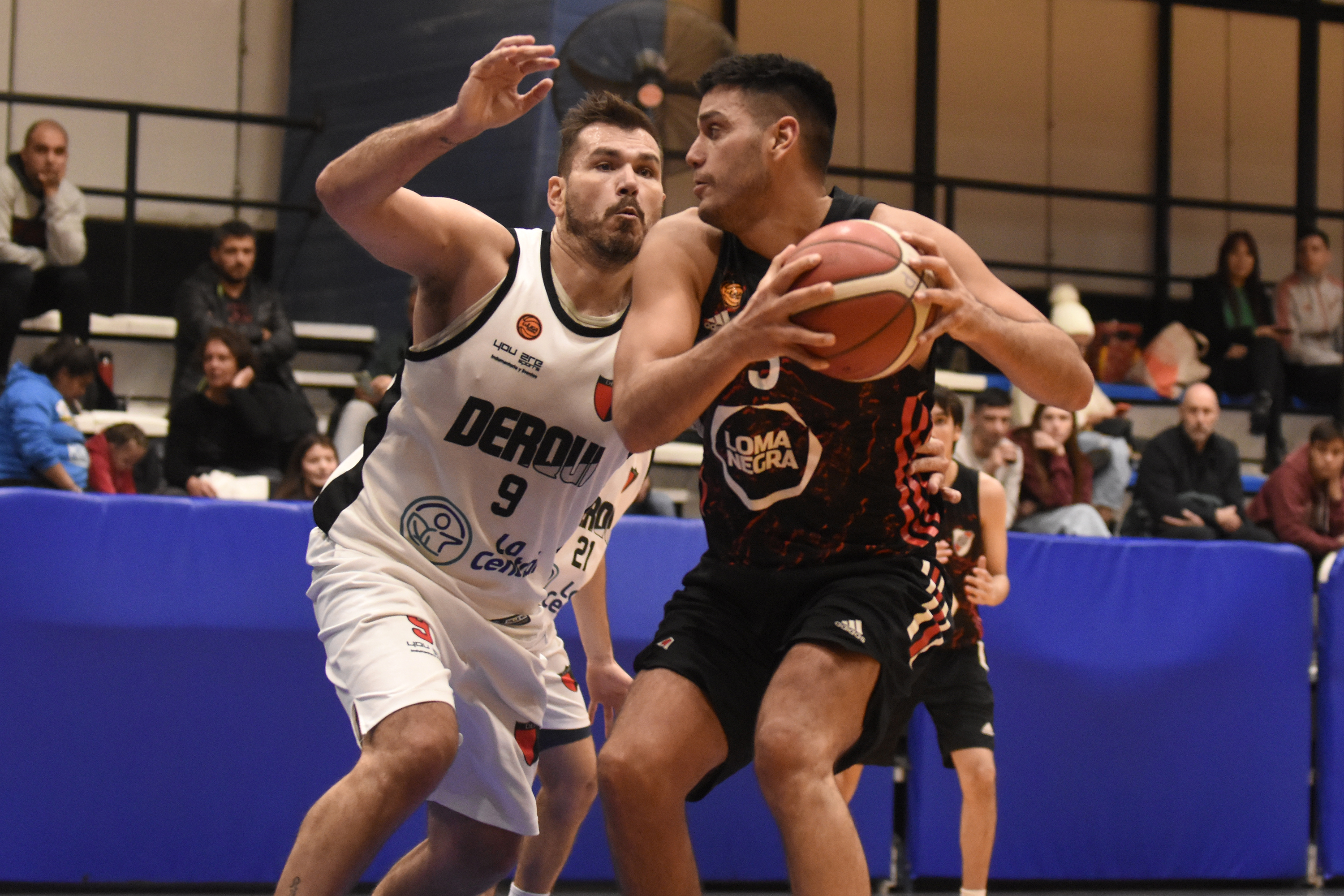 Derqui se adelantó en la serie frente a River
