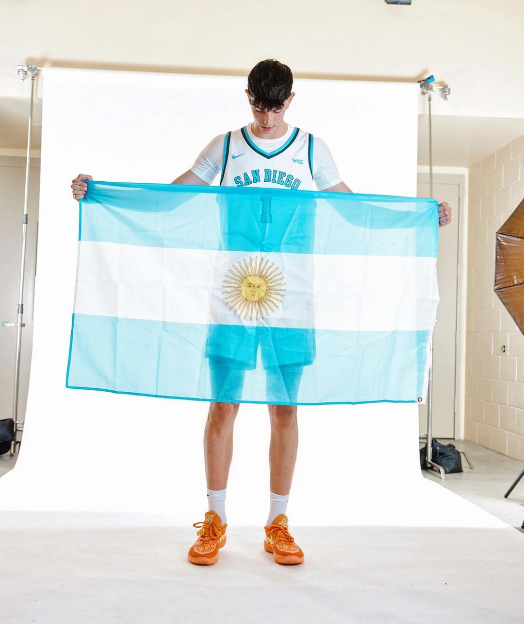 Los representantes argentinos en el básquet universitario estadounidense