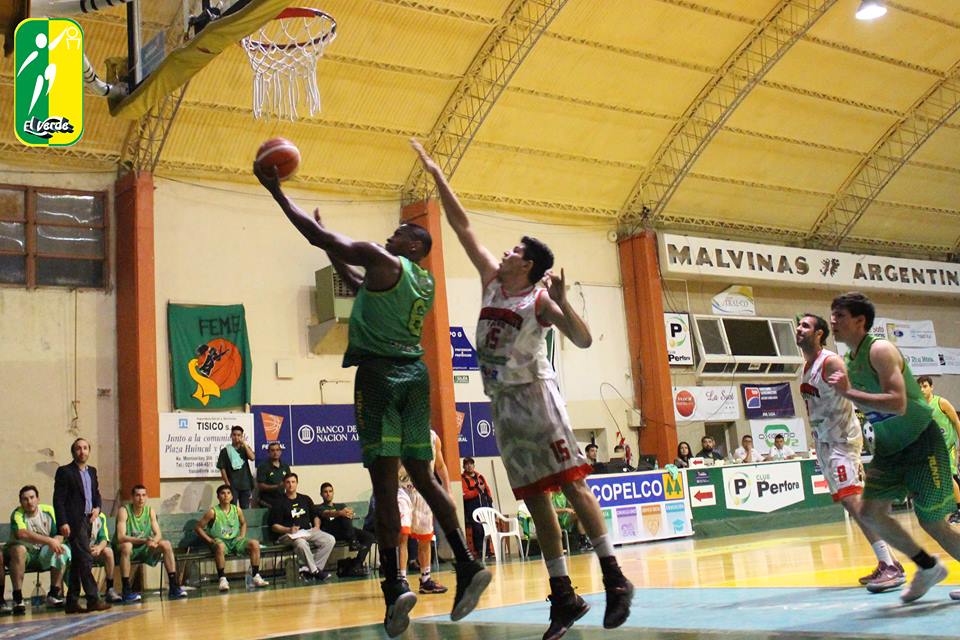 Victoria contundente de Perfora ante Independiente