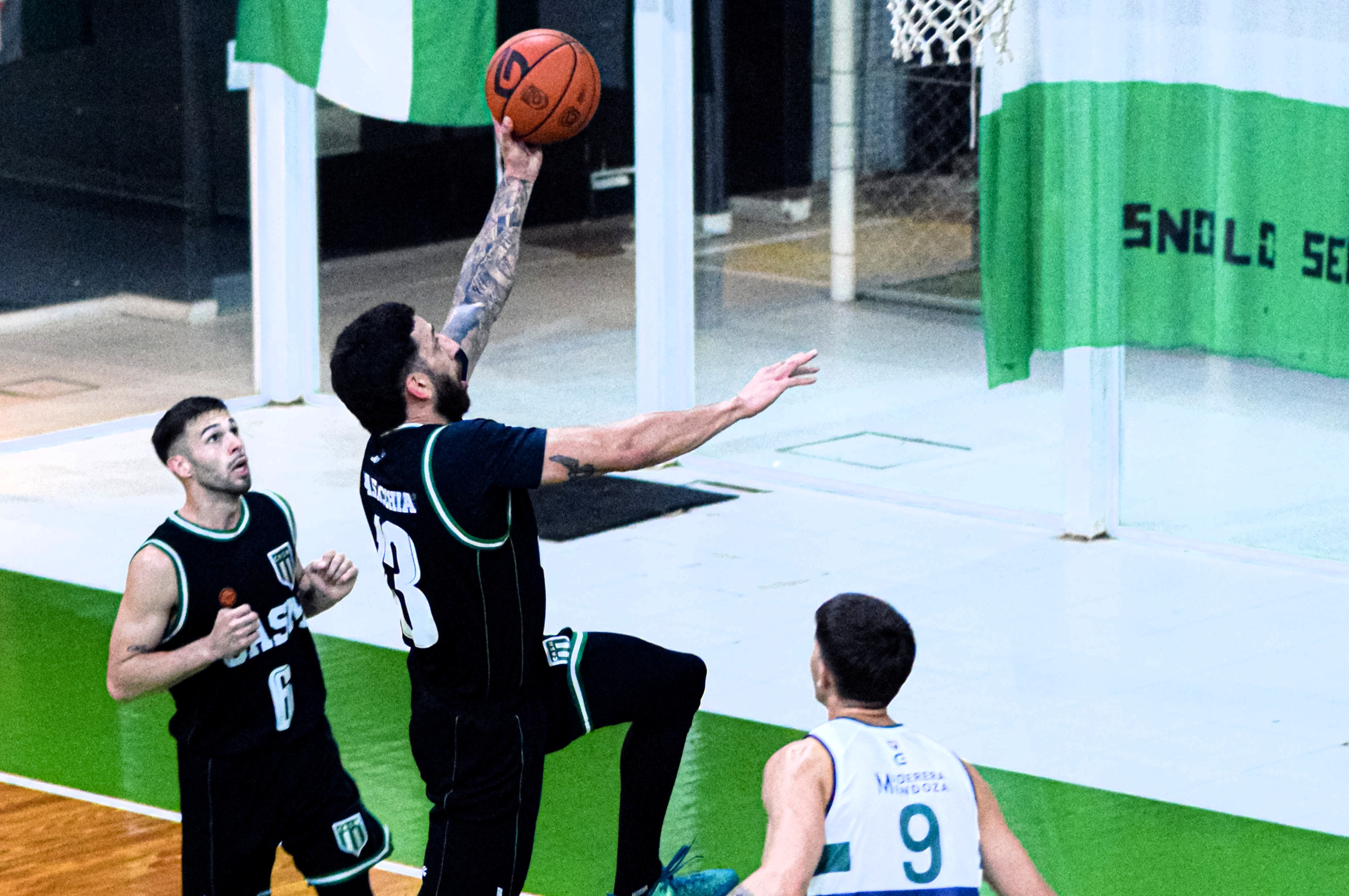 San Miguel volvió al triunfo ante su gente sobre San Fernando