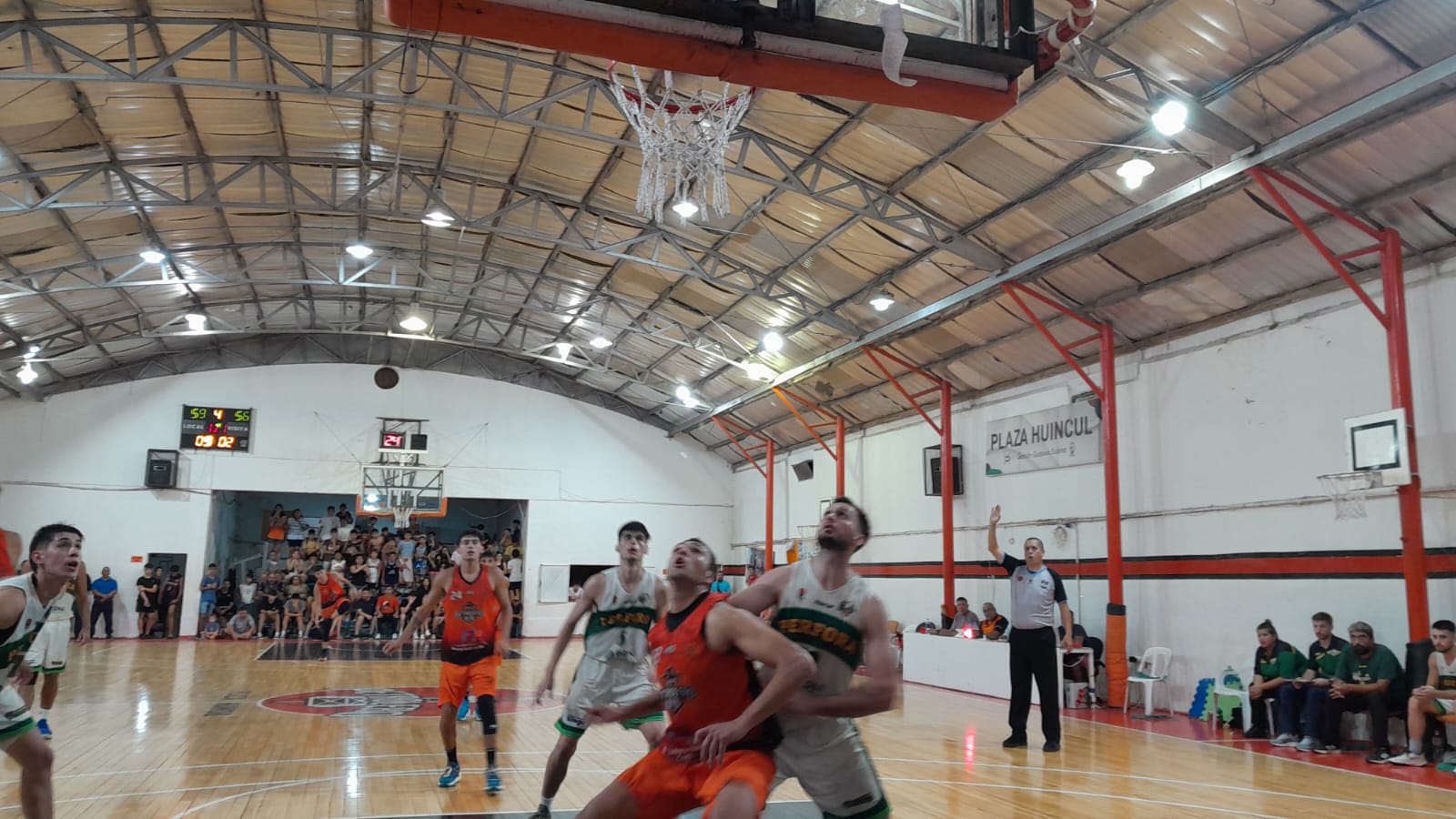Perfora se quedó con el clásico ante Petrolero 