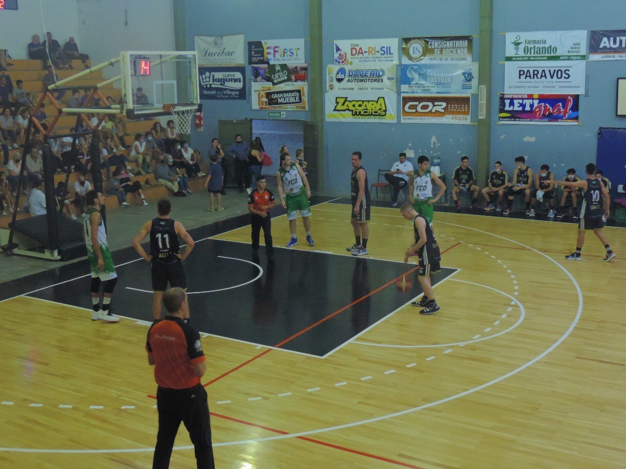 Ferro de Pico ganó y se mantiene arriba