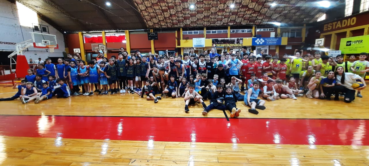 Misiones llevó a cabo su sexto encuentro de Minibásquet