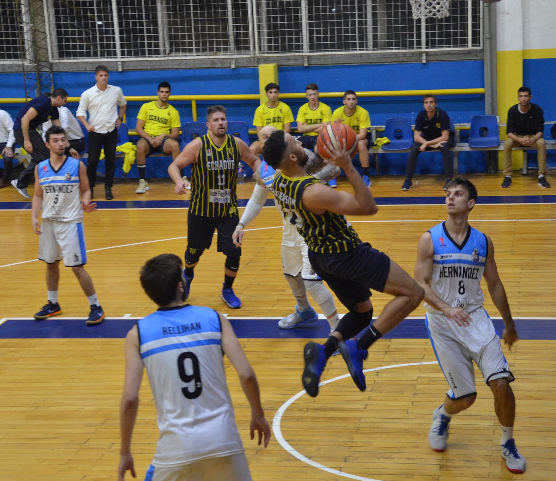 Importante victoria de Echagüe 