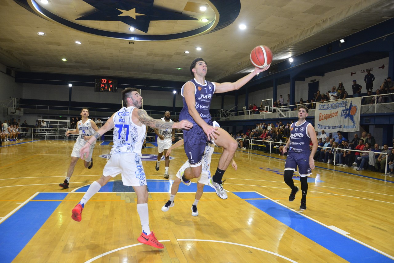 Racing de Olavarría volvió al triunfo