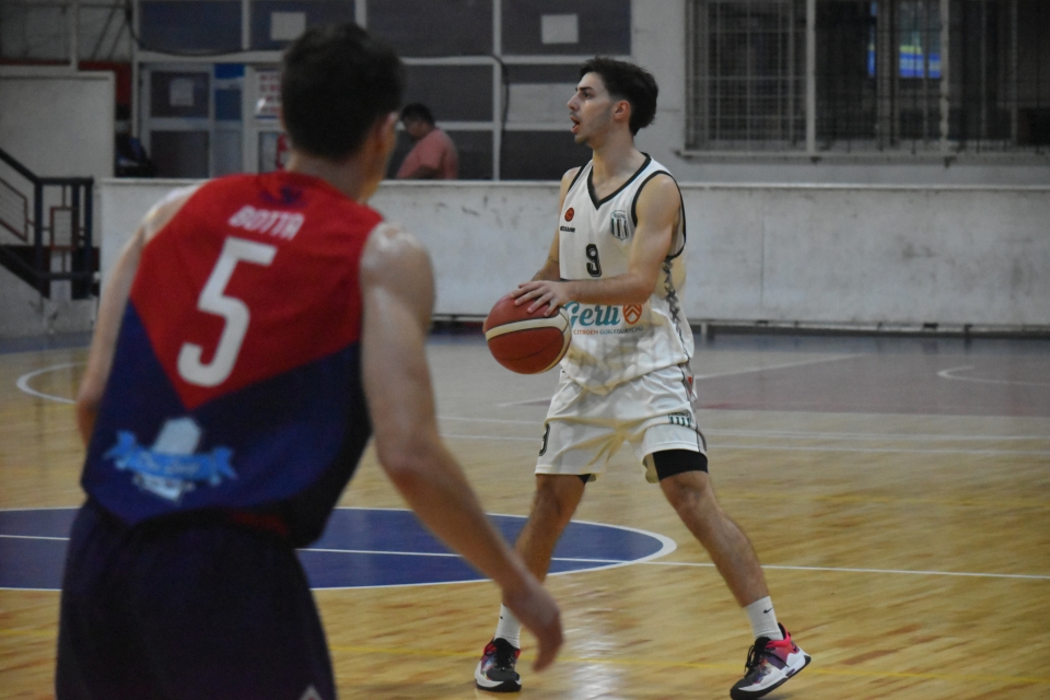 Olimpia cayó ante Racing en doble suplementario