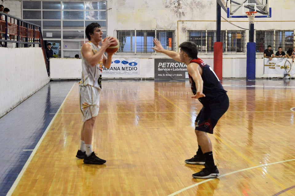 Olimpia volvió a ganar y se acomoda