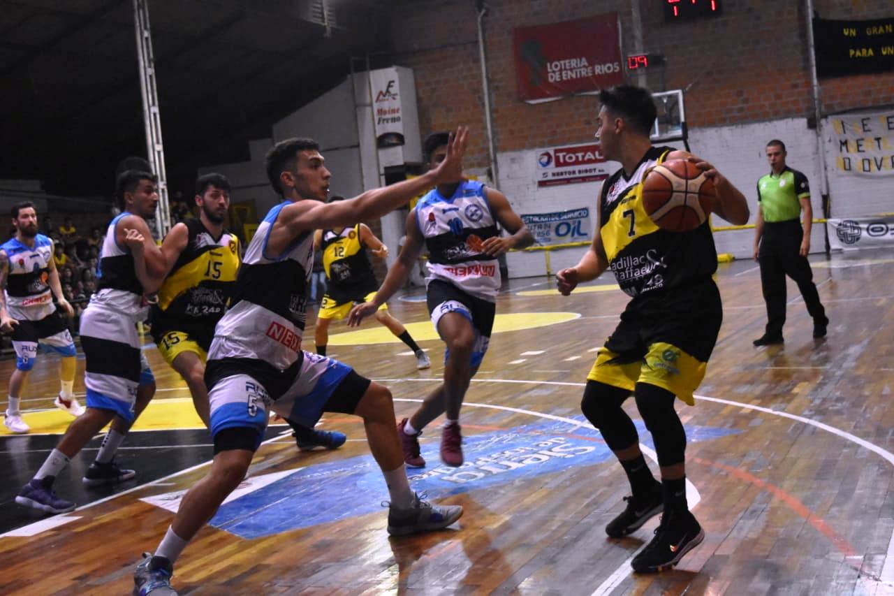 Derrota de Capuchinos en el clásico ante Ferro