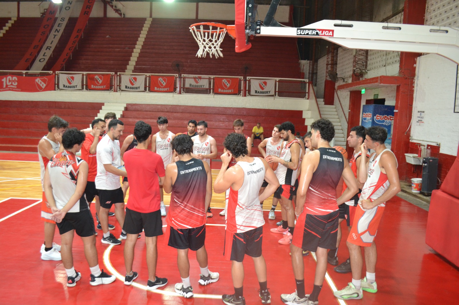 Regatas Resistencia continúa a paso firme con su pretemporada