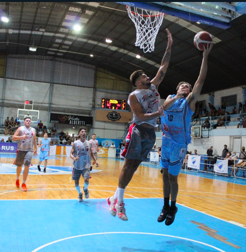 Central debuta en el Bértora ante Peñarol 