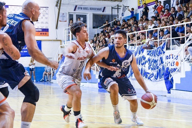 Brown se quedó con el duelo ante Racing
