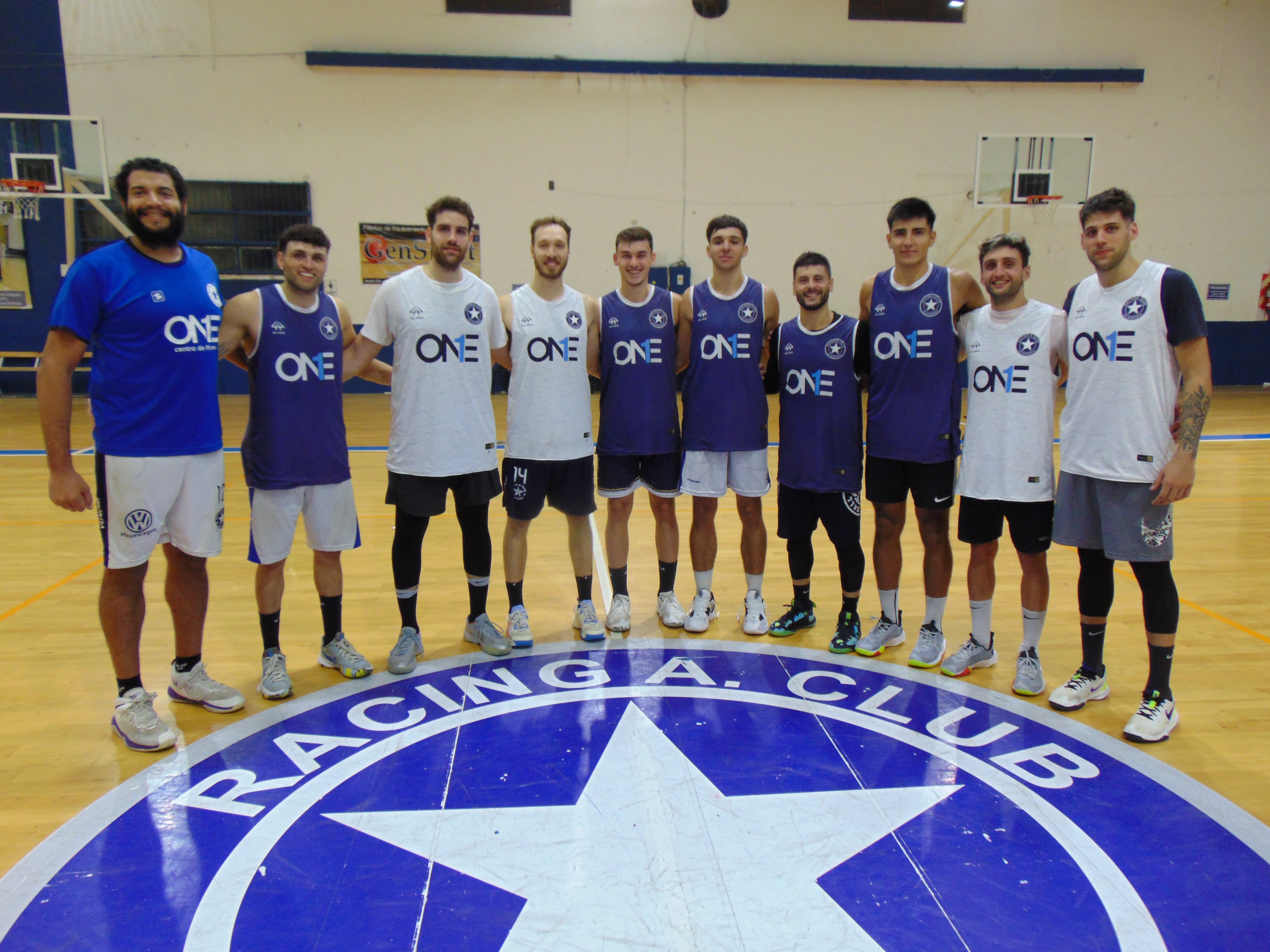 Racing de Olavarría se exige con All Boys en la recta final