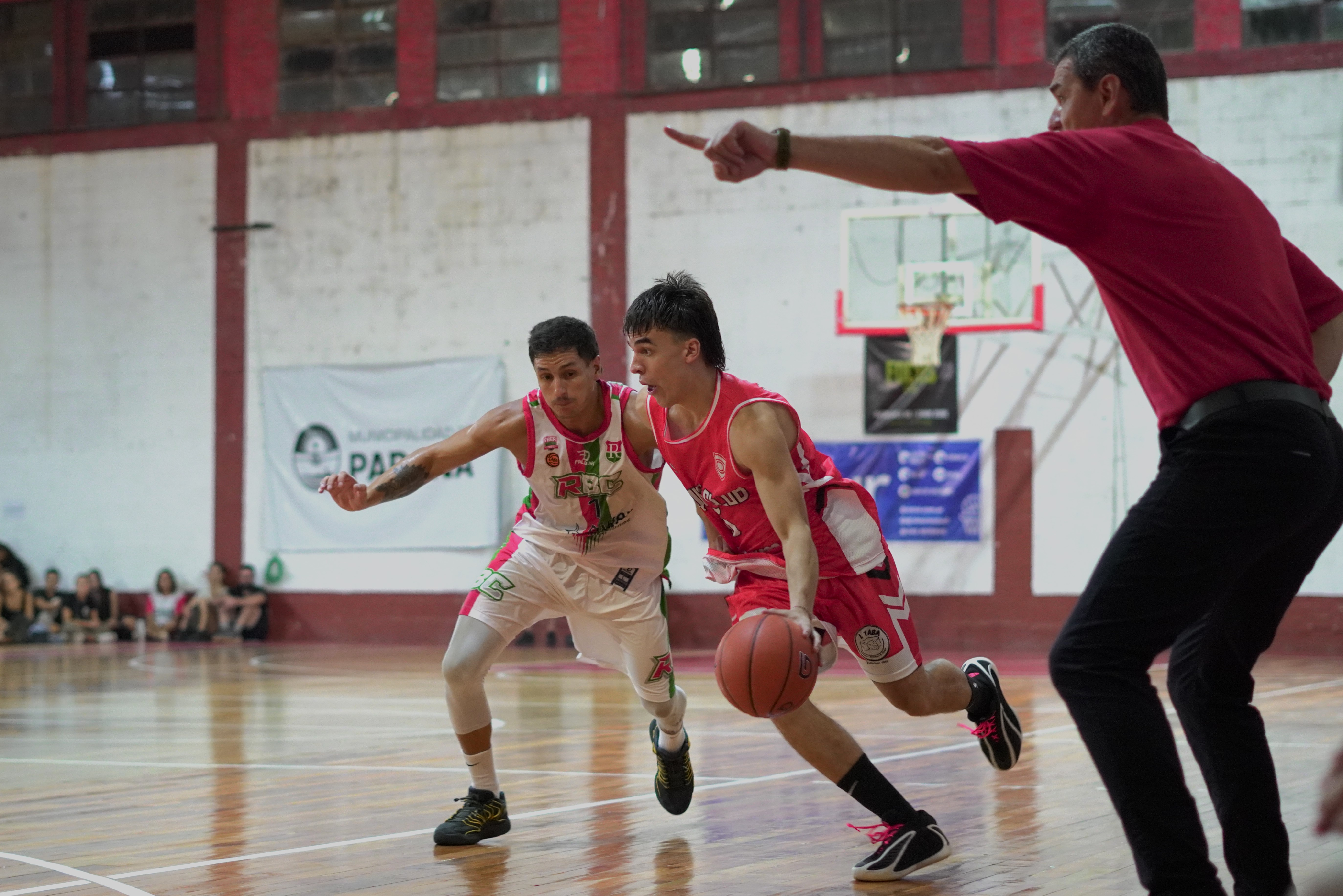 La Liga Federal suma cuatro cruces en otra noche de competencia
