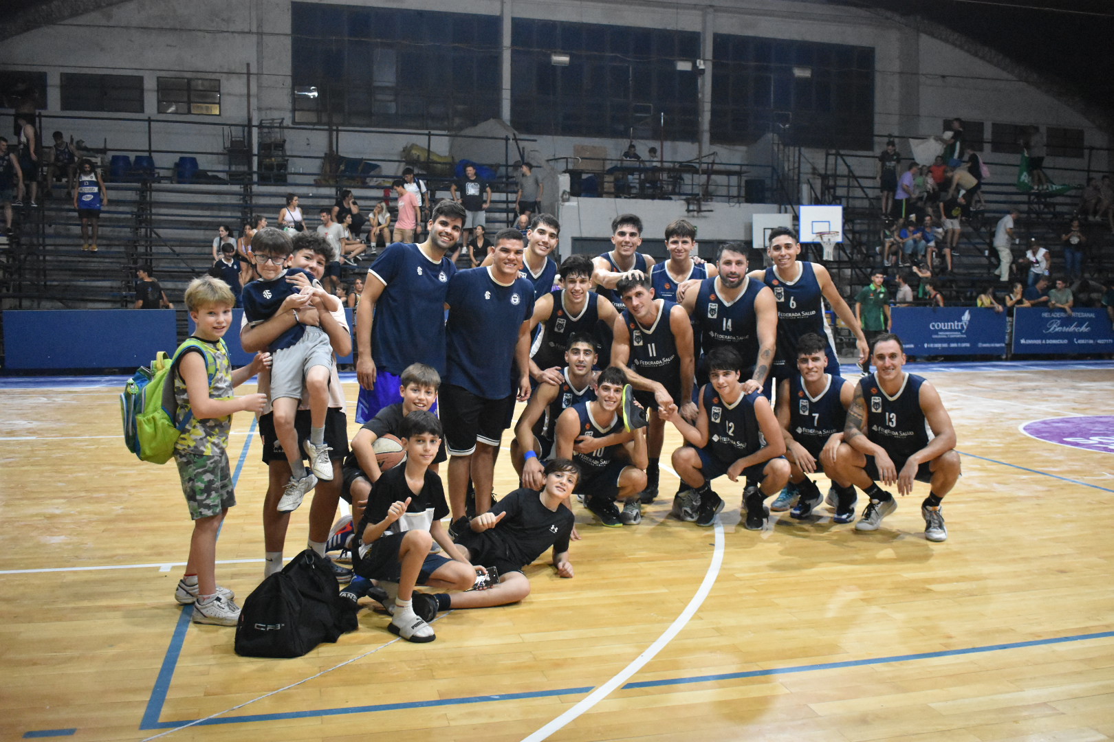 Gimnasia ganó en una noche histórica
