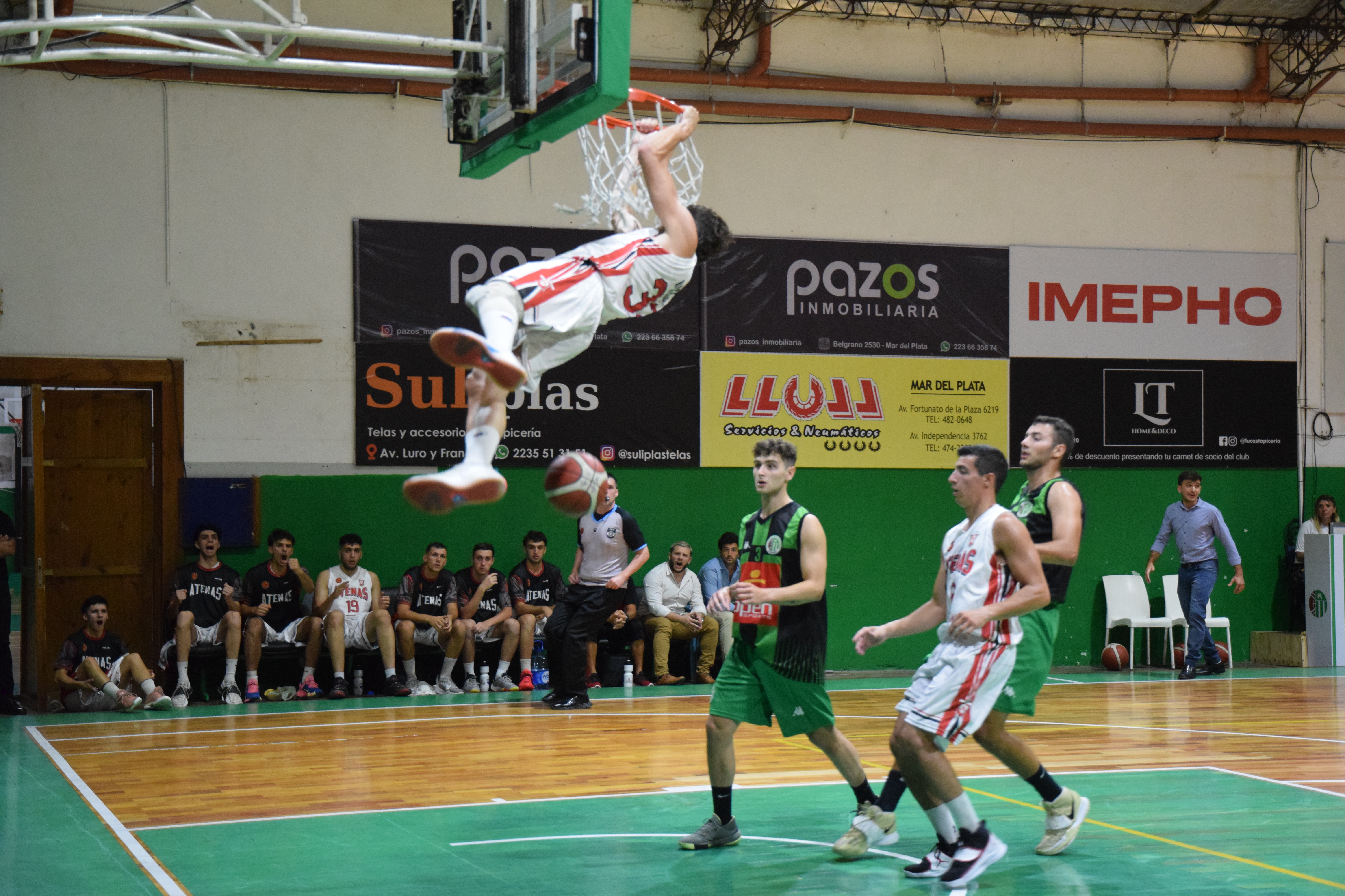 Atenas quiere seguir haciendo historia
