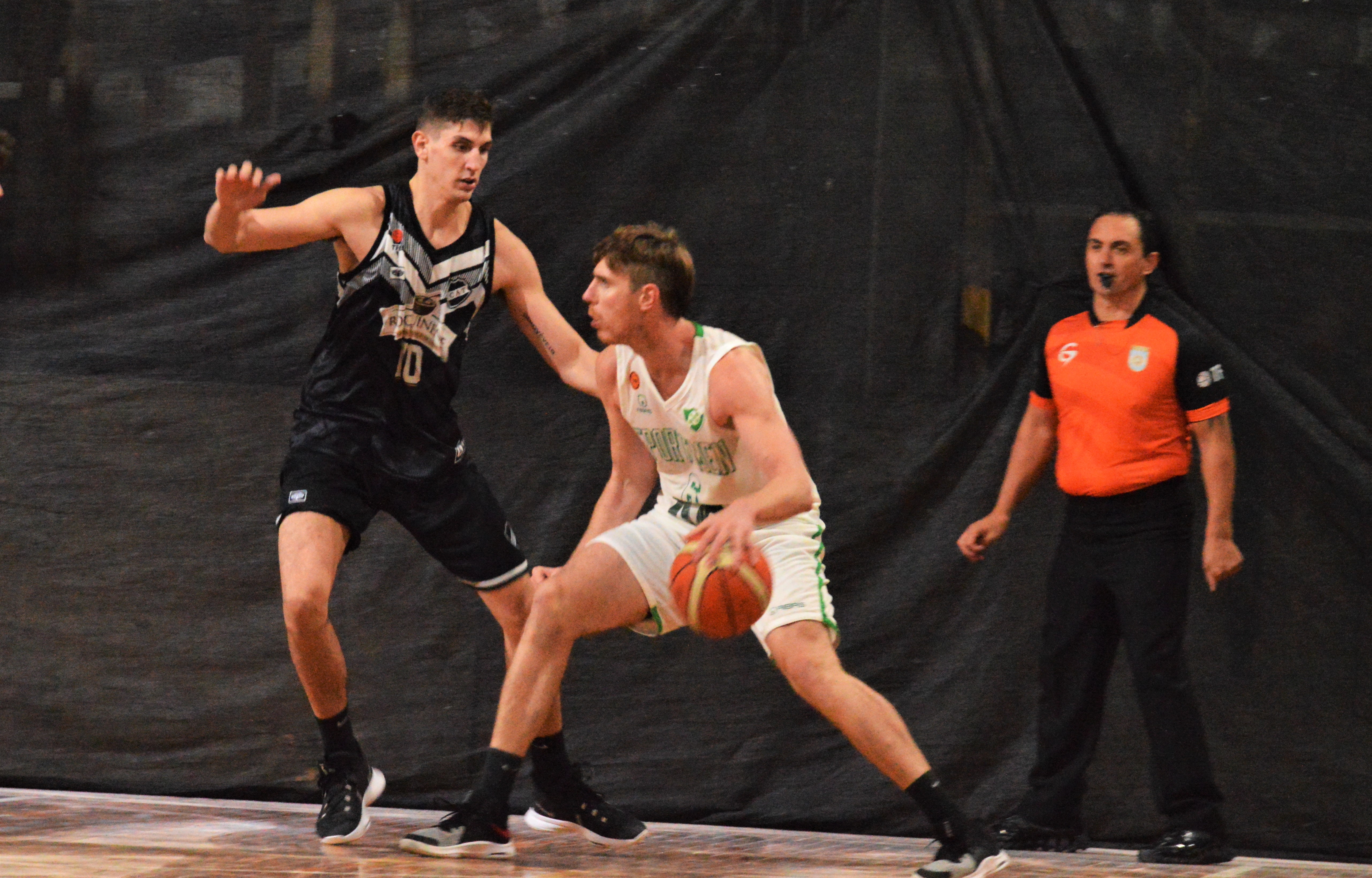 Sportsmen Unidos venció a Temperley, tuvo revancha y sueña con los playoffs