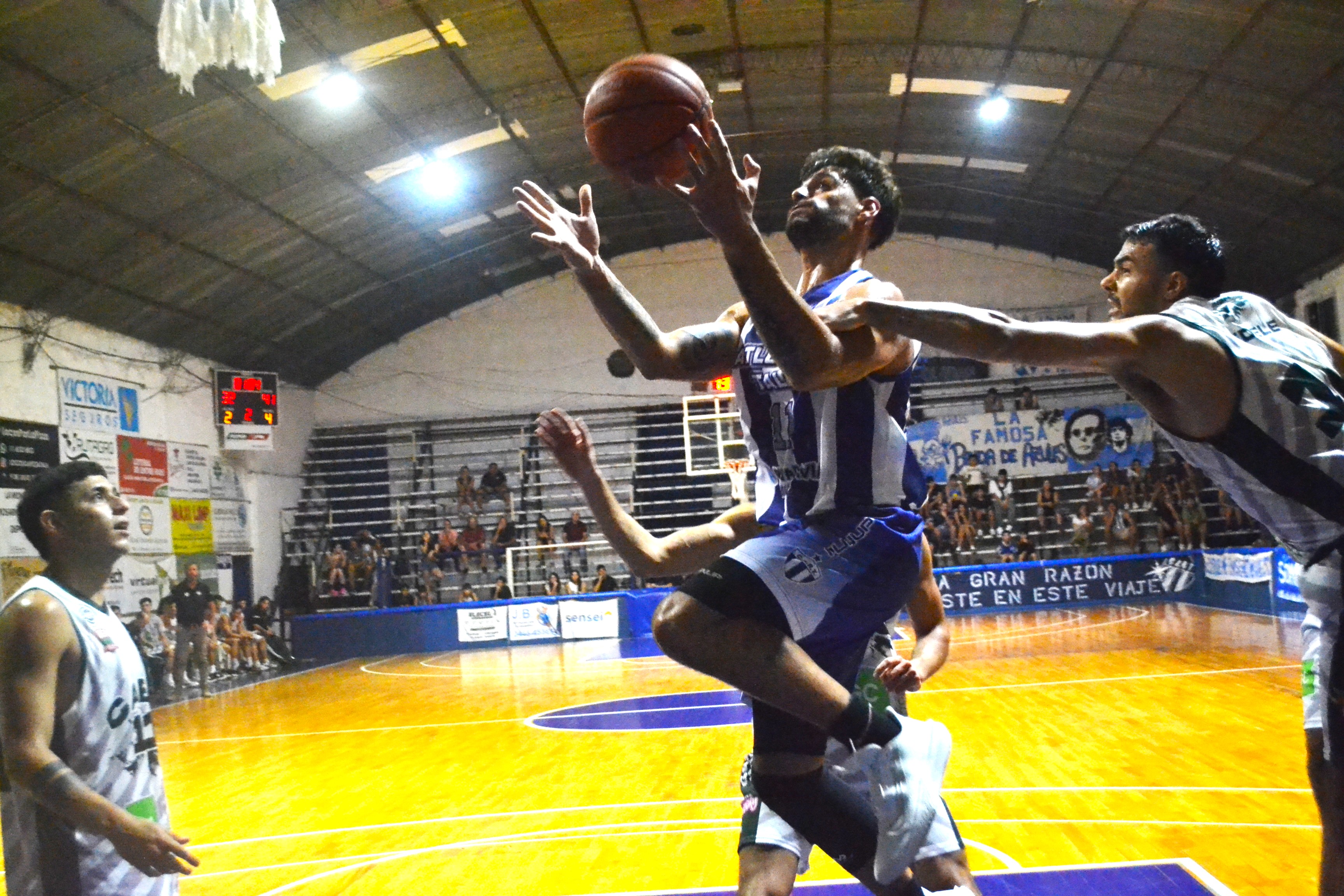 Atlético Tala cumplió como local y venció a BH de Gualeguay