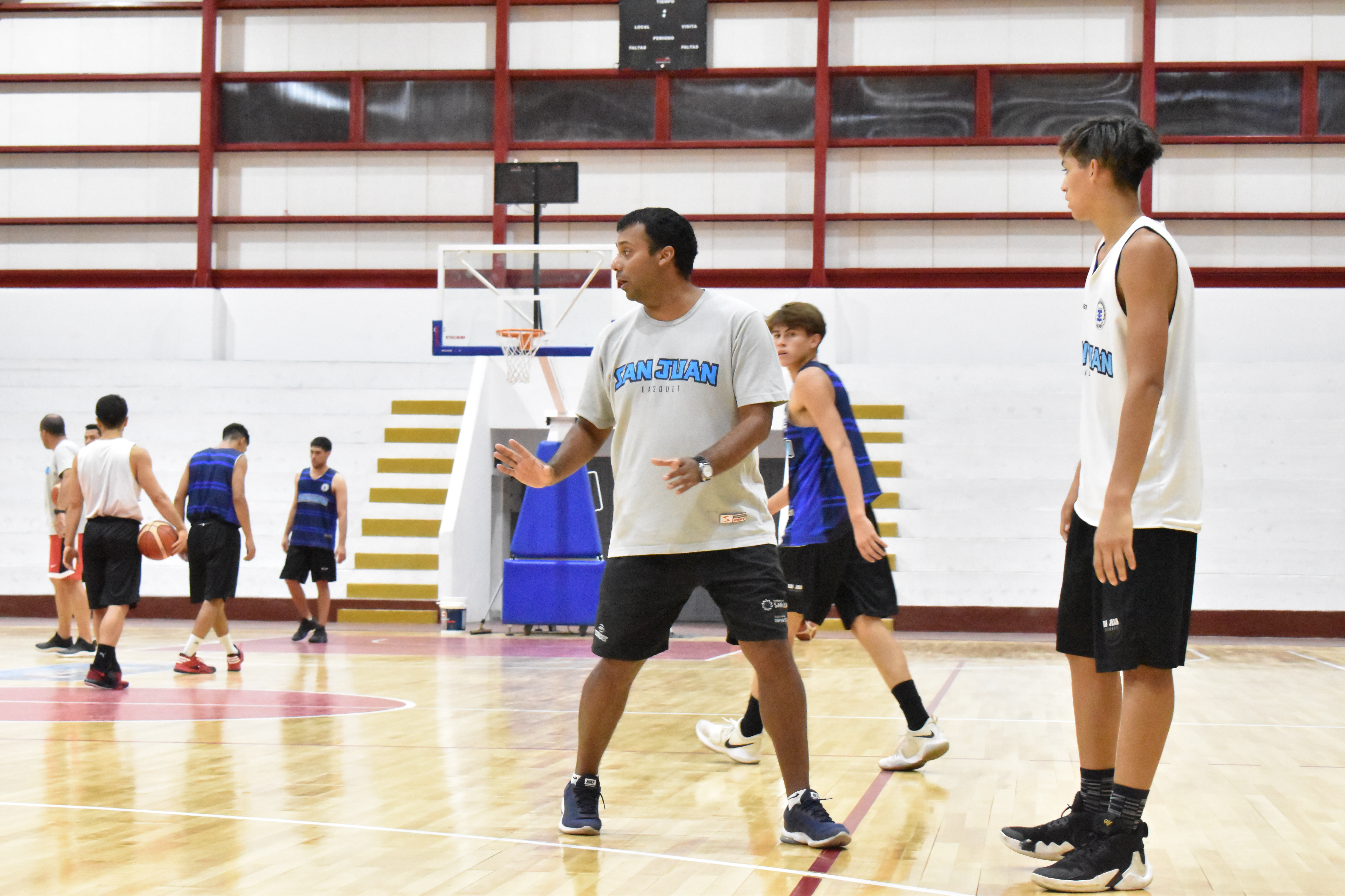 San Juan Básquet comienza el año frente a GEPU