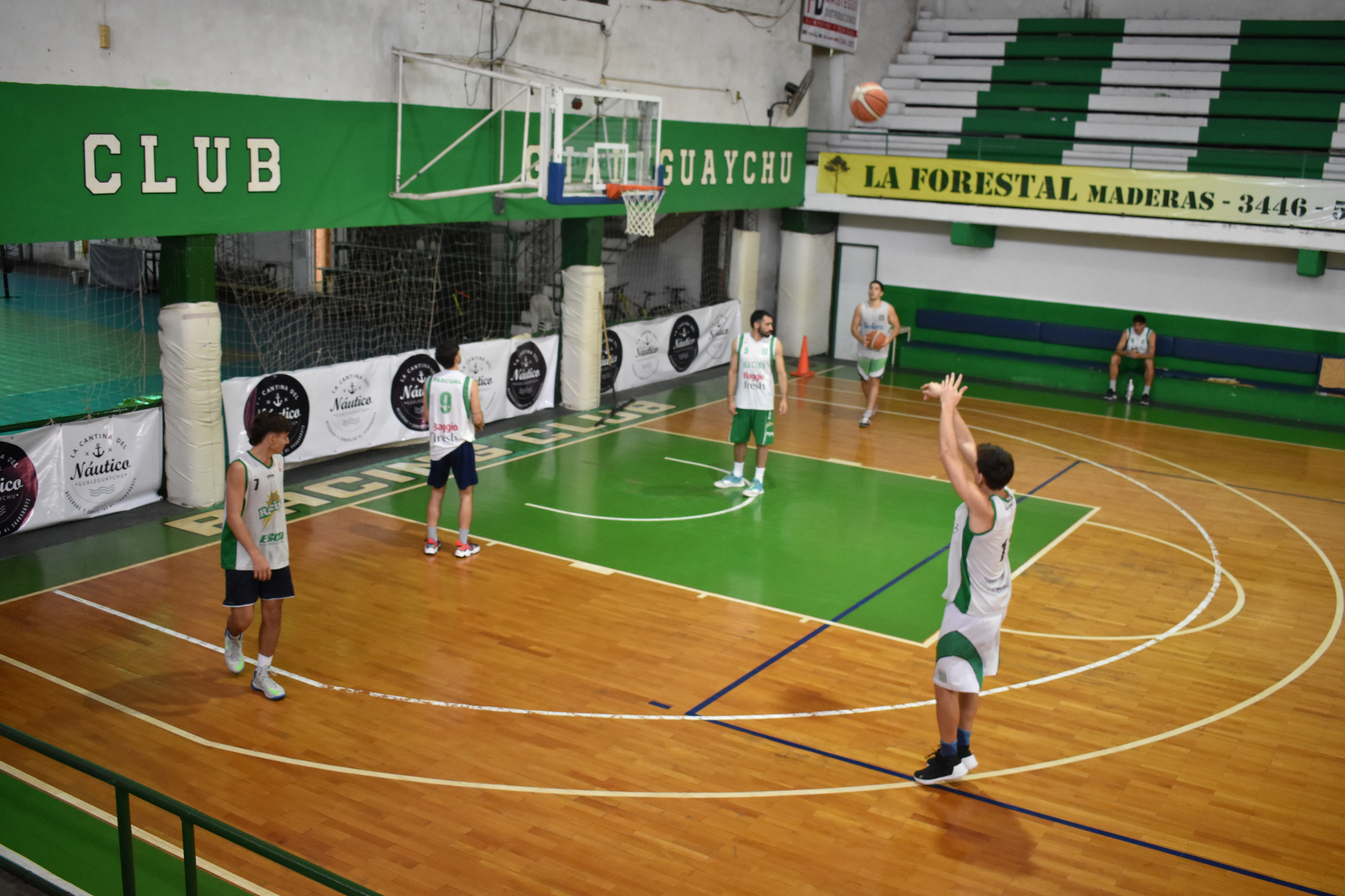 Racing está listo para recibir a Atlético Tala en casa