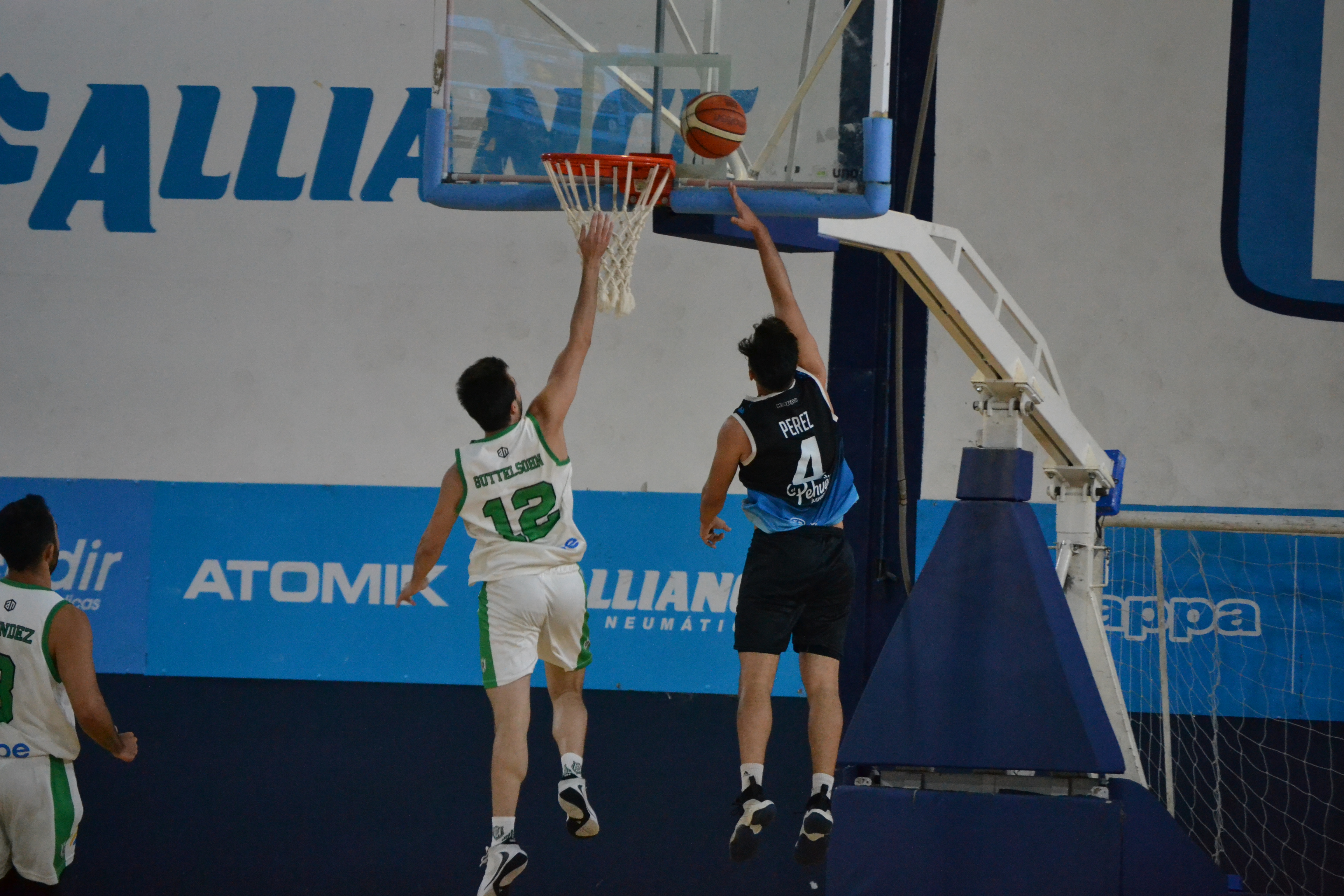 Racing de Avellaneda se floreó ante Pinocho