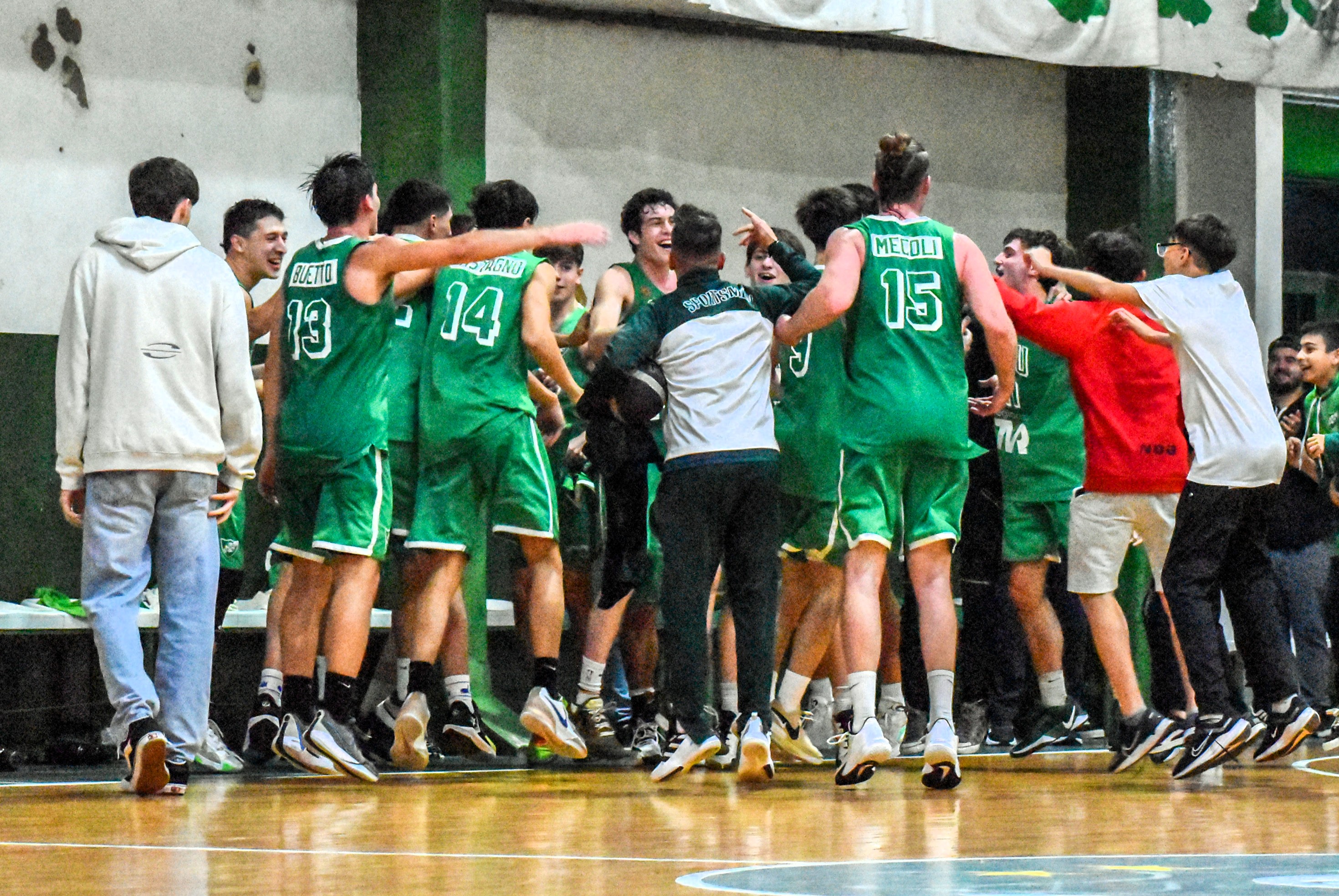 Sportsmen volvió a festejar en casa frente a Sport Club Cañadense