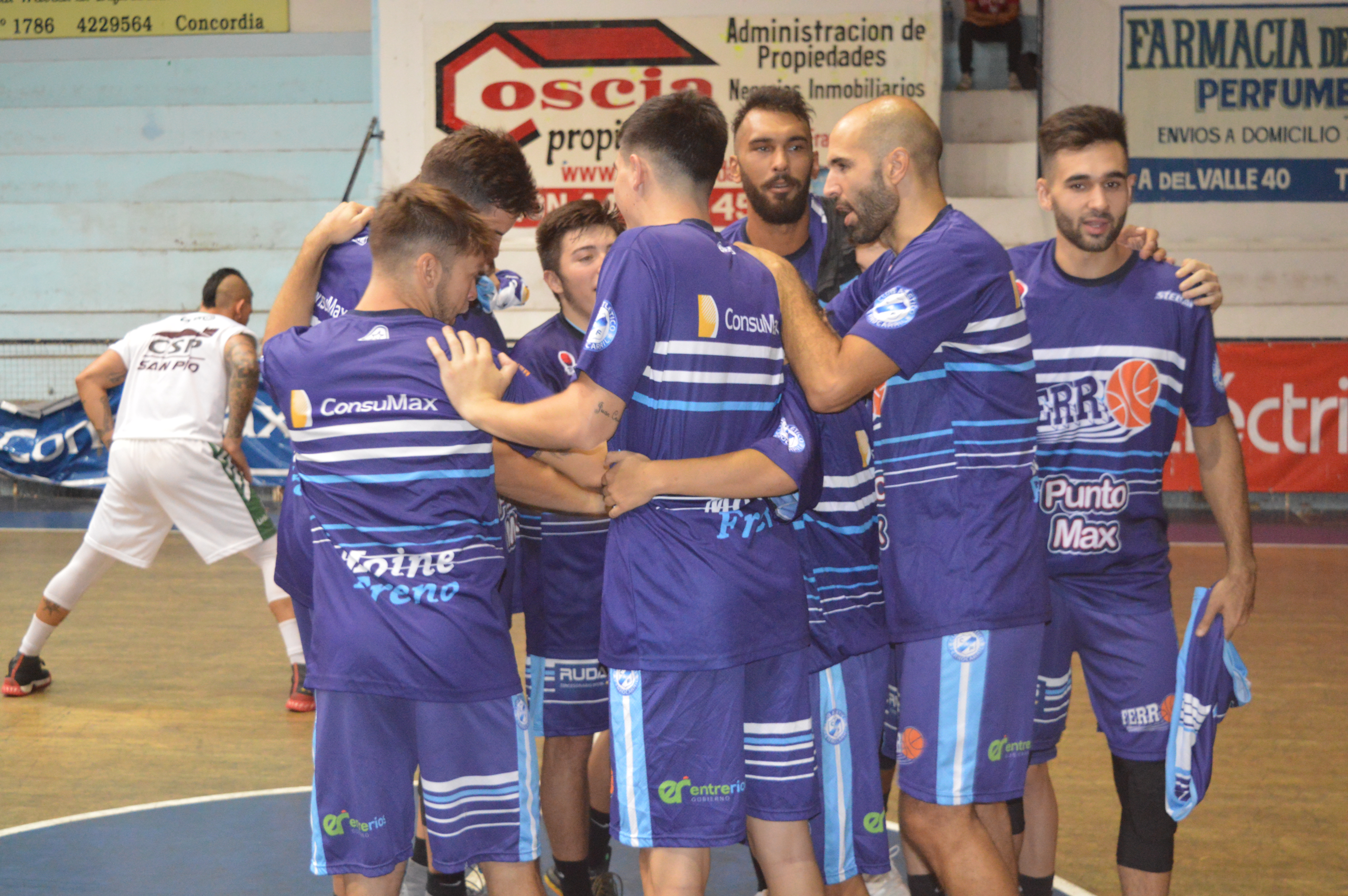 Ferro recibe al puntero Central