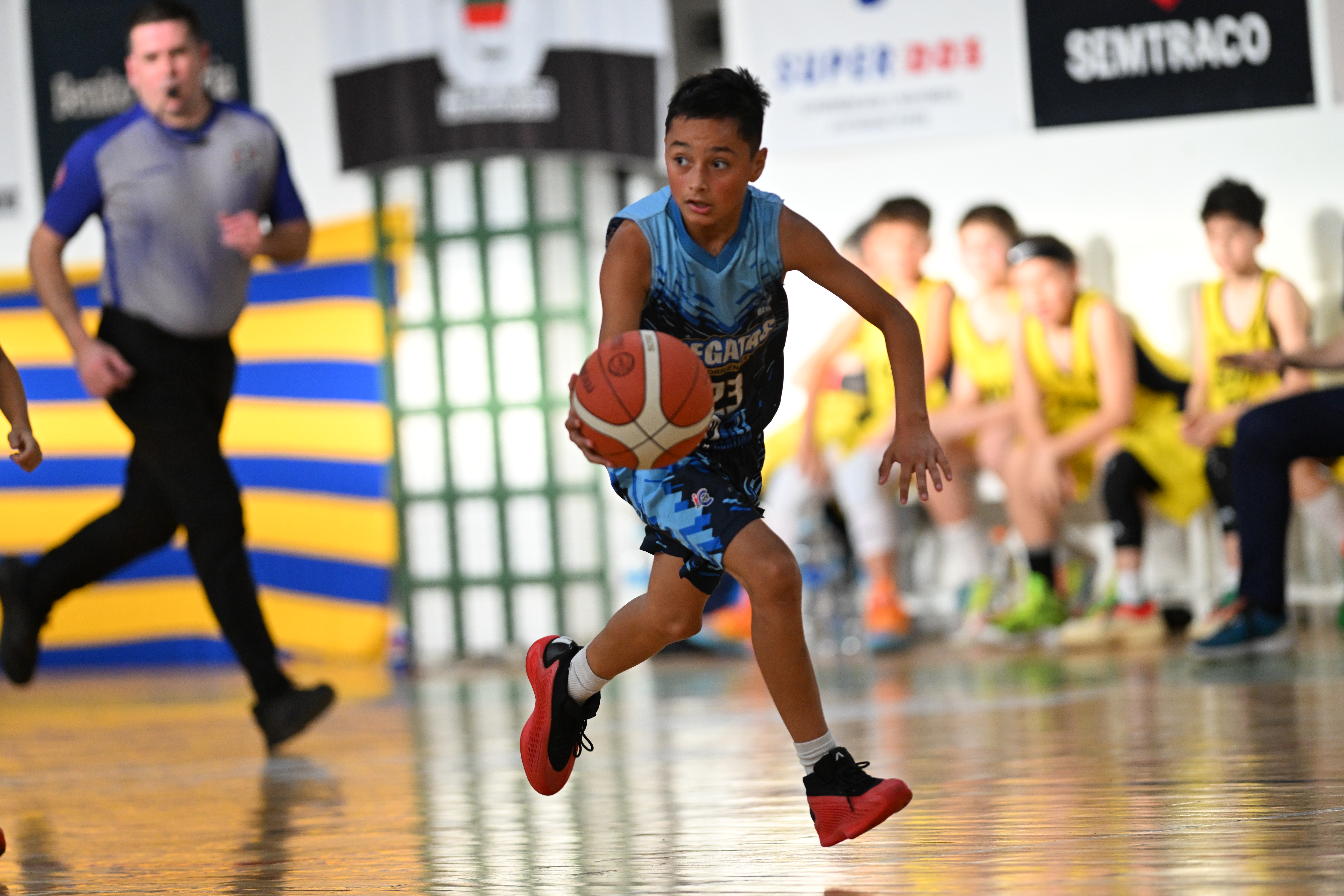 Complejo y Regatas son los finalistas de La Liga Federal U11 masculina
