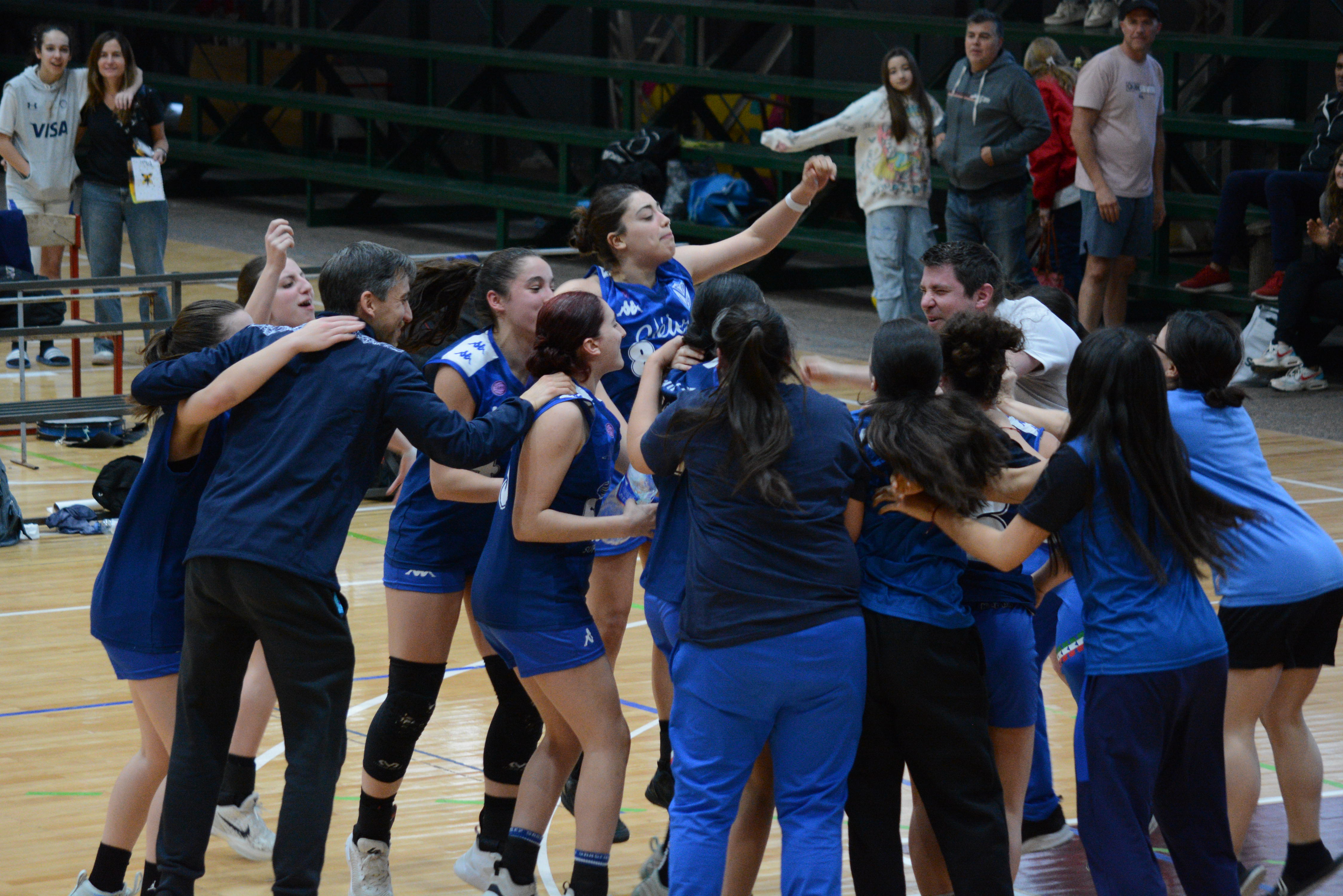 Vélez es bicampeón de La Liga Federal U17 Femenina
