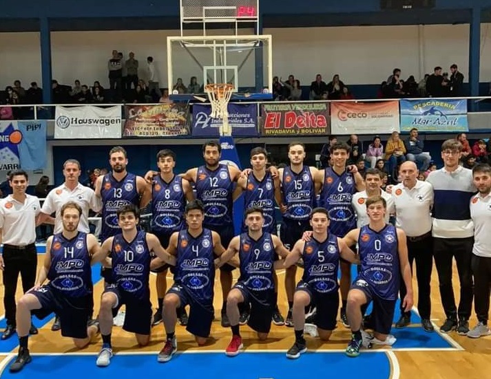 Racing de Olavarría se la juega en el Parque ante el puntero