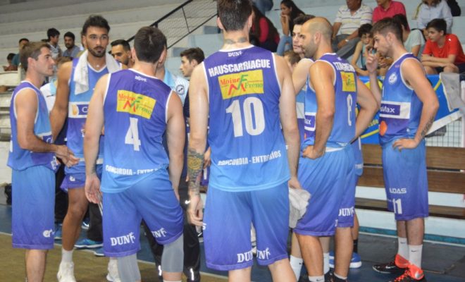 Ferro recibe a San José en el quinto amistoso