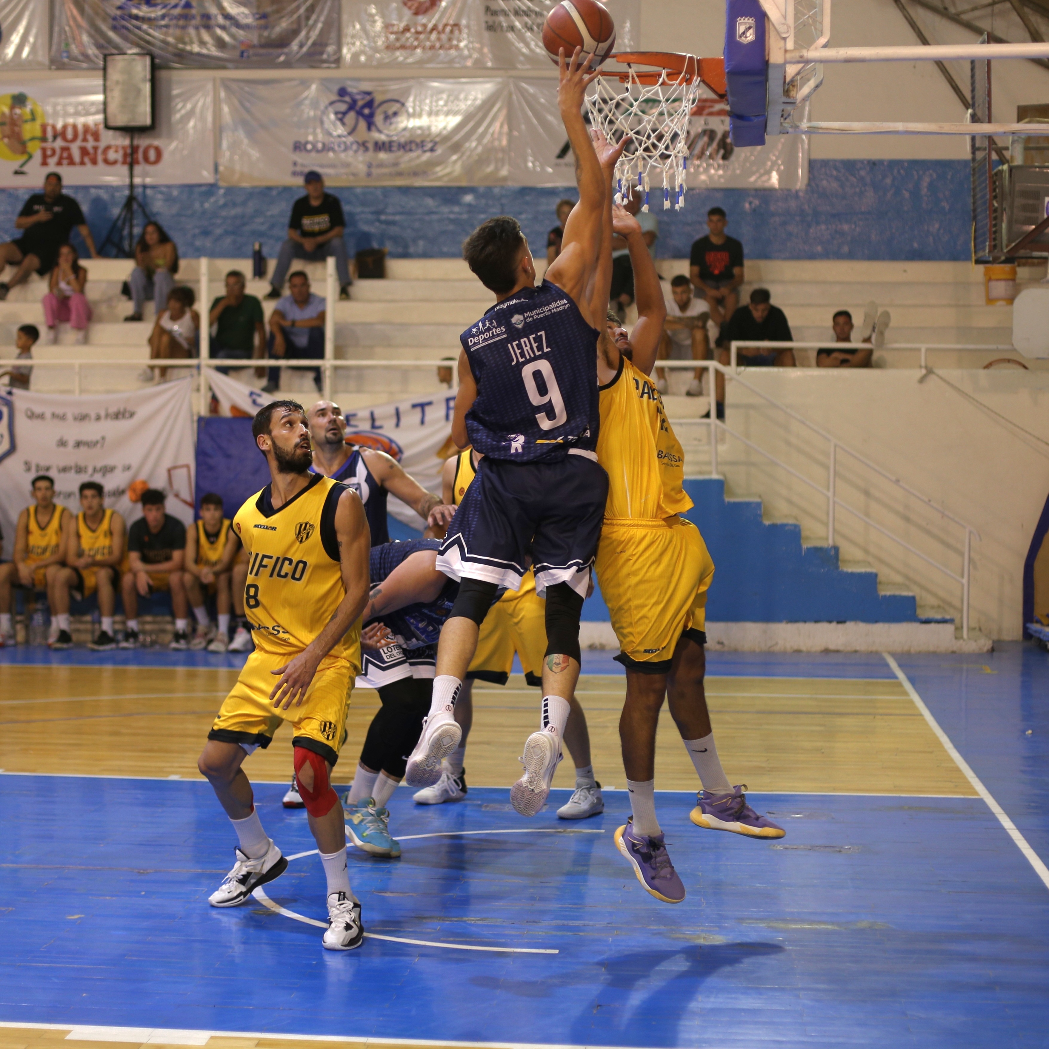 En una emotiva definición en tiempo suplementario, Brown volvió a ganar ante Pacífico