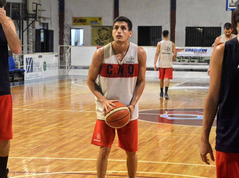 Guanco: “La idea es robar un juego”
