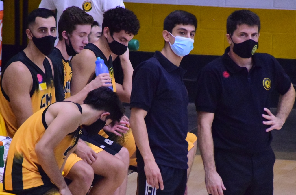 Comu juega en Resistencia frente a Regatas