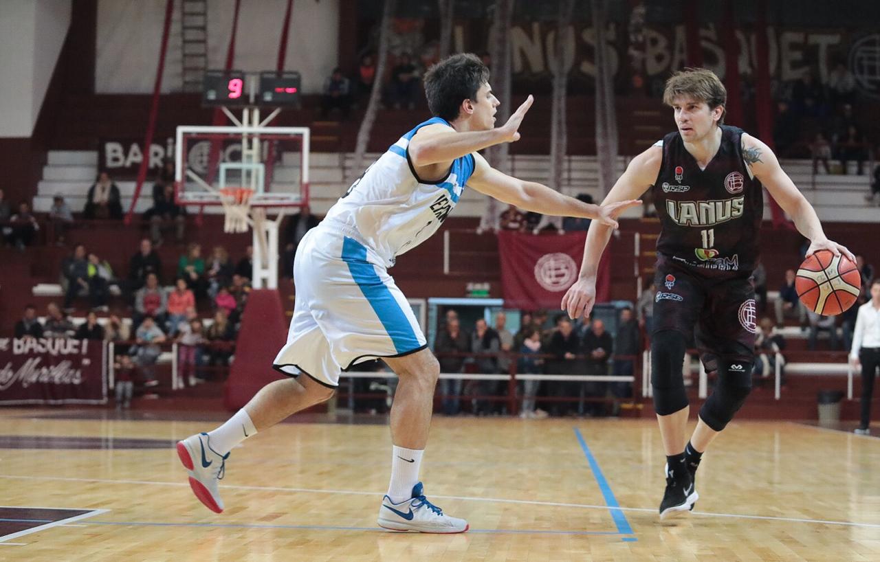 Lanús no tuvo piedad con José Hernández