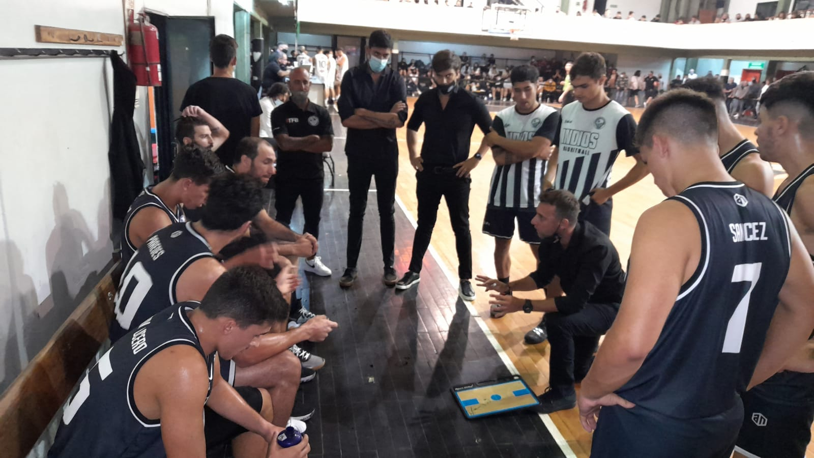 Los Indios arrolló a Defensores de Hurlingham