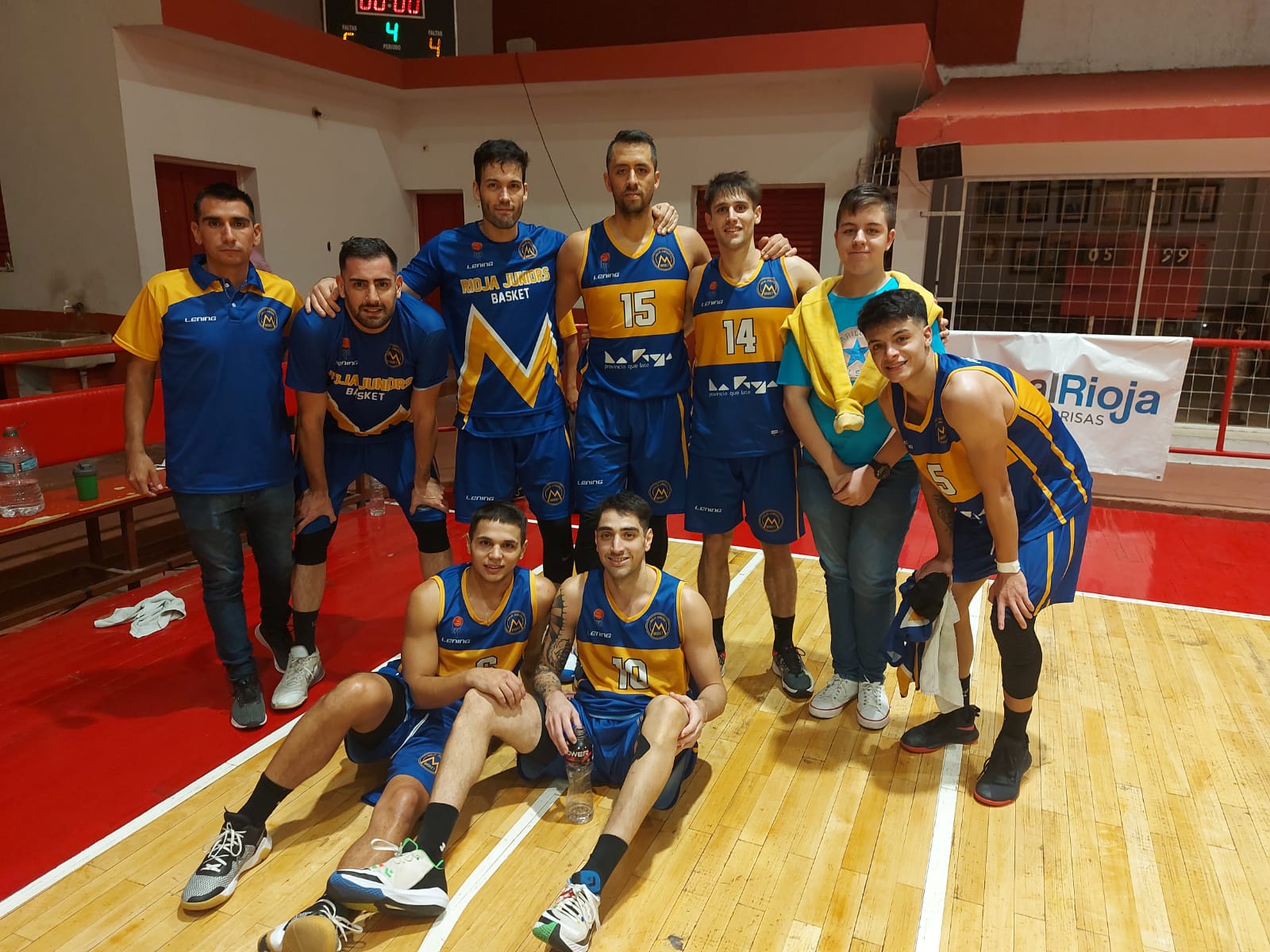 Rioja Juniors Basket derrotó a Hindú y sueña con la próxima fase