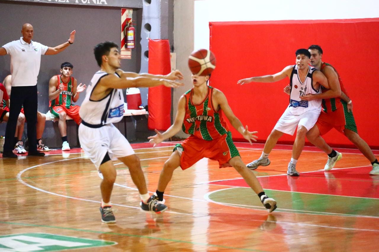 Atlético se llevó un partidazo en suplementario ante Neptunia 